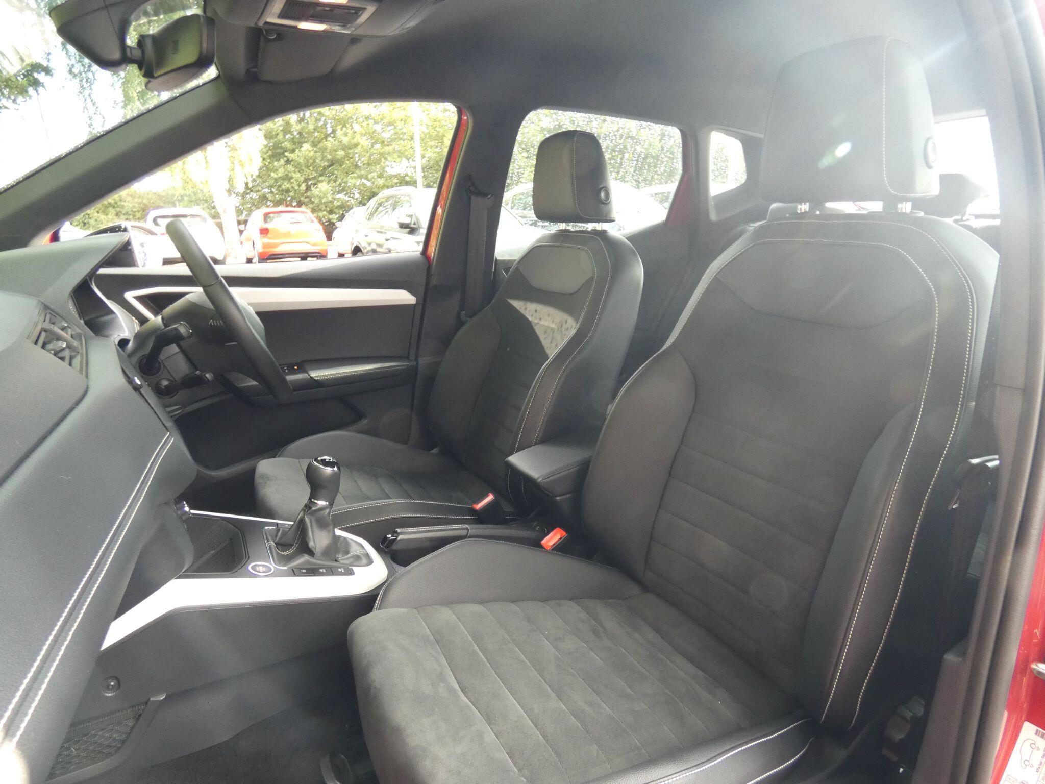 Seat Arona view 18