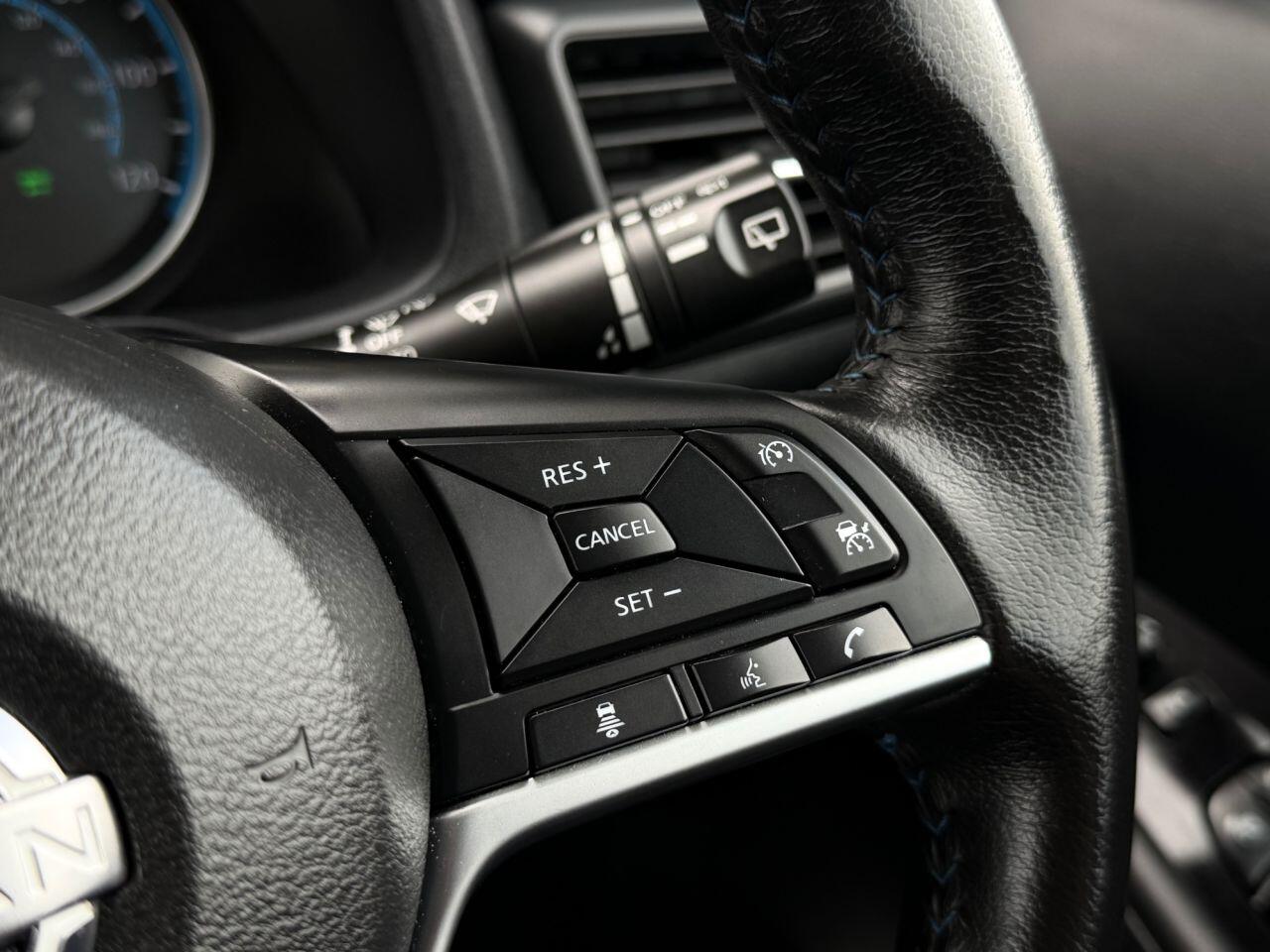 Nissan Leaf view 30