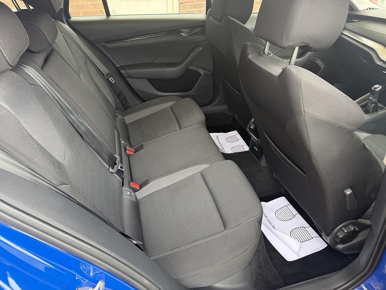 Skoda Octavia view 11