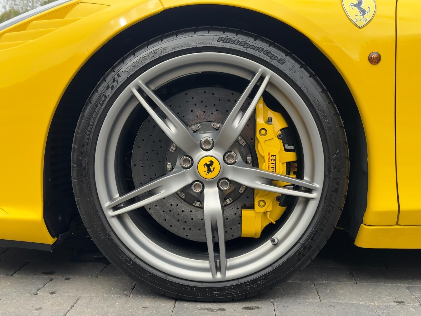 Ferrari 458 view 12
