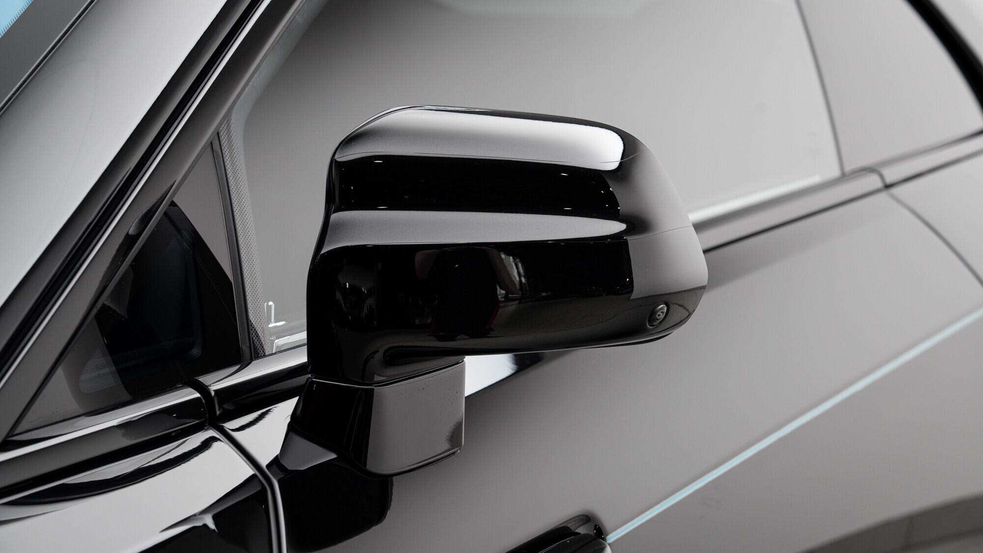 Rolls-Royce Spectre view 51