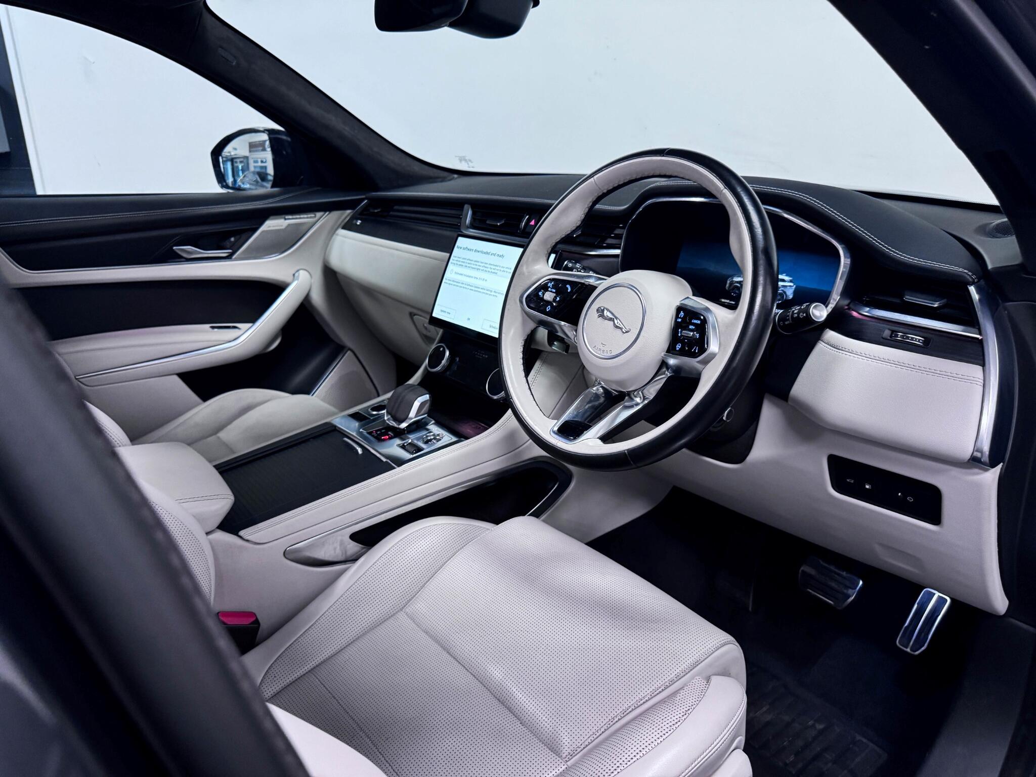 Jaguar F-Pace view 33