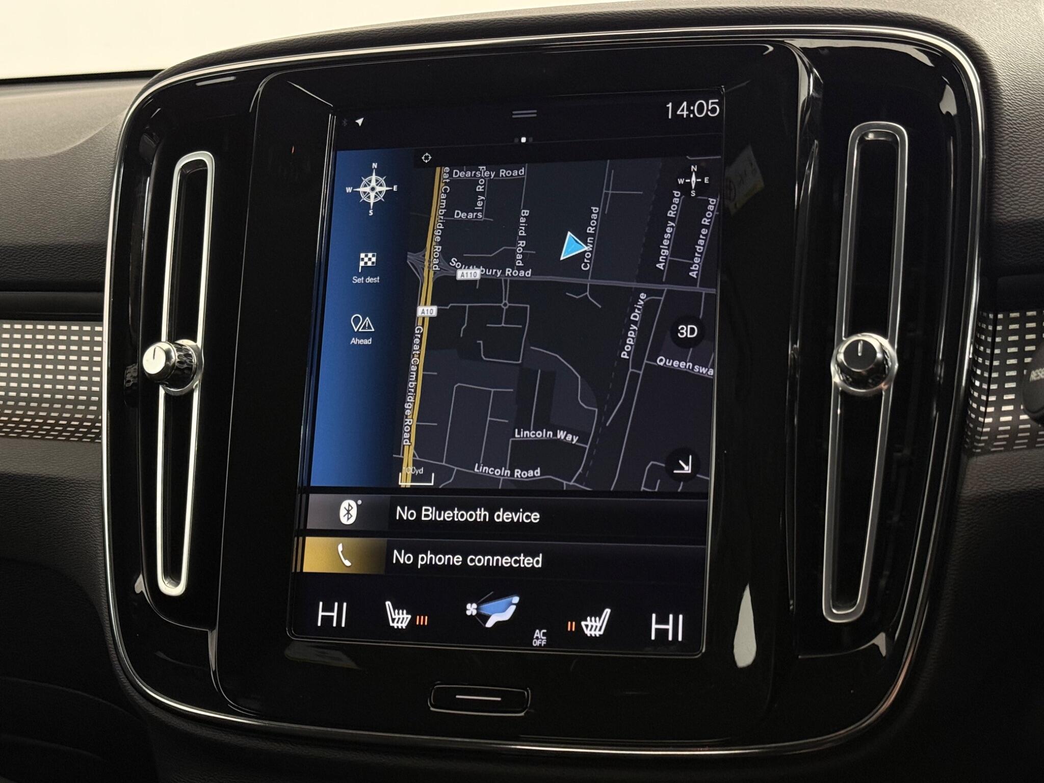 Volvo XC40 view 25