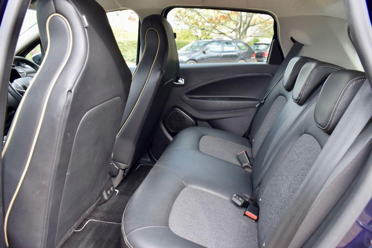 Renault Zoe view 35