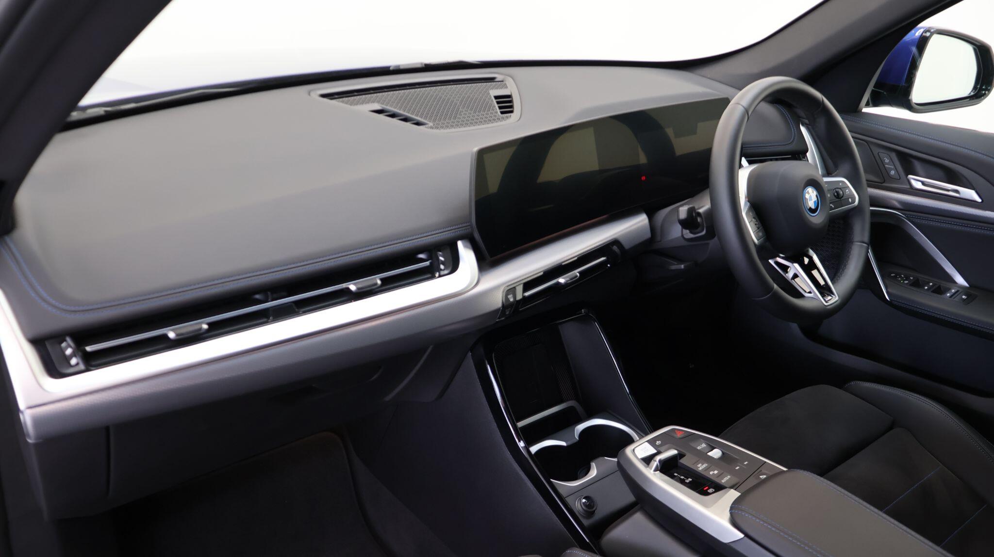 BMW iX1 view 7