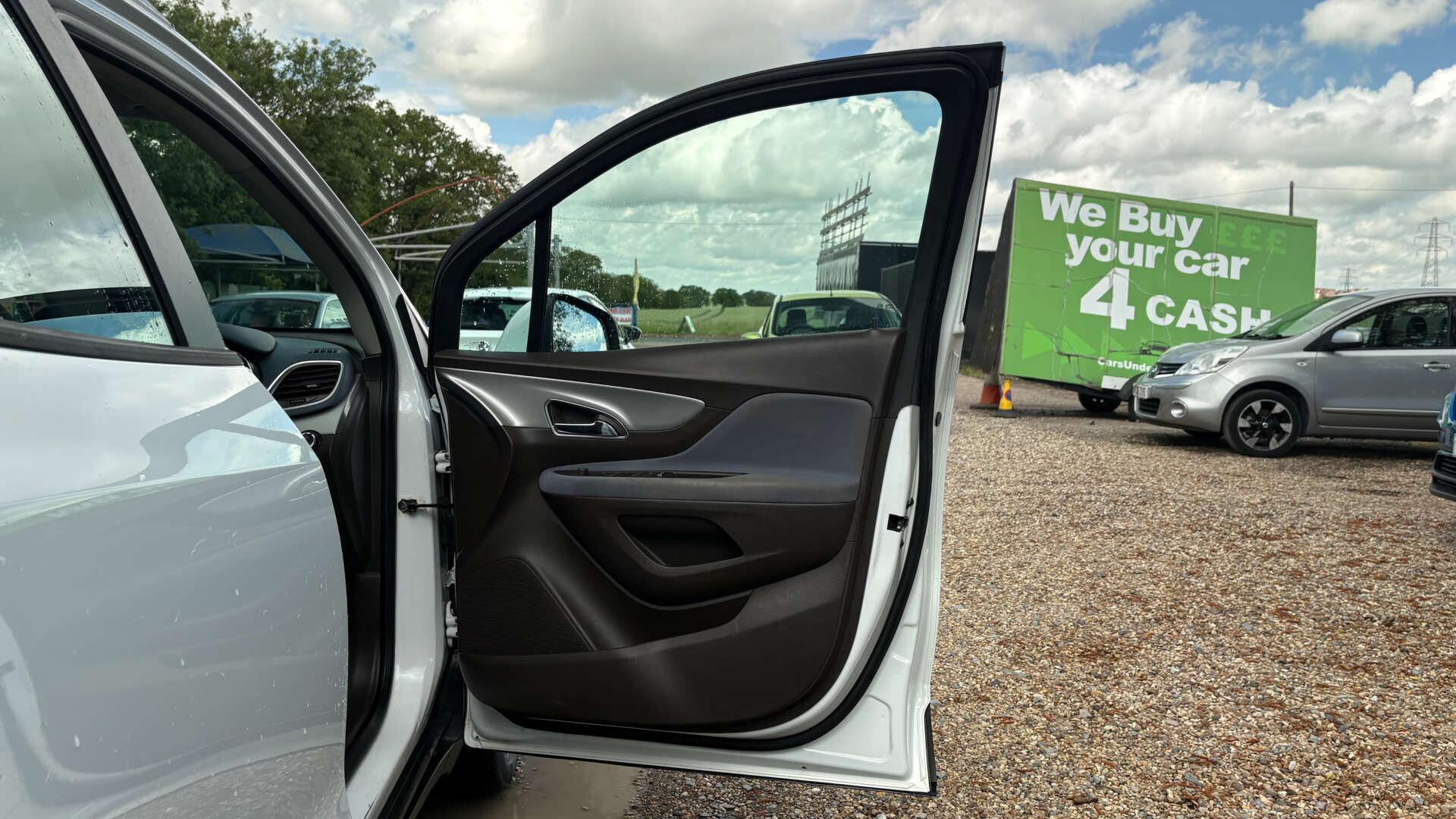 Vauxhall Mokka view 38
