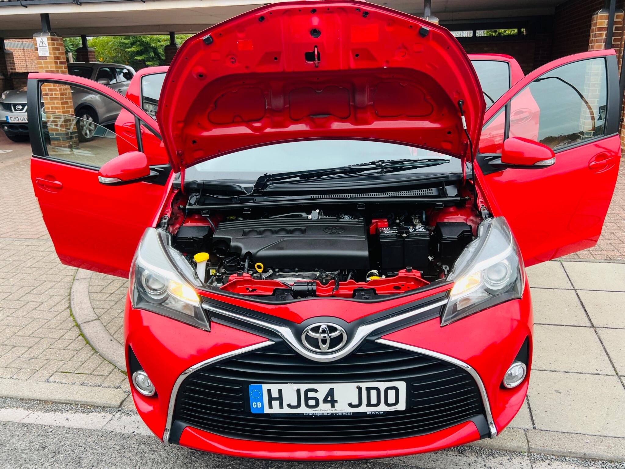 Toyota Yaris view 40