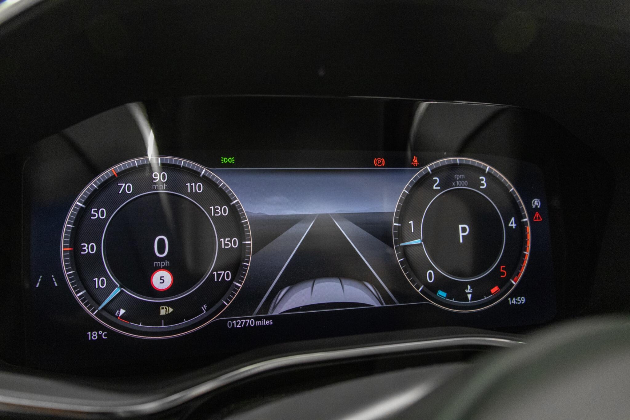 Jaguar XF view 34