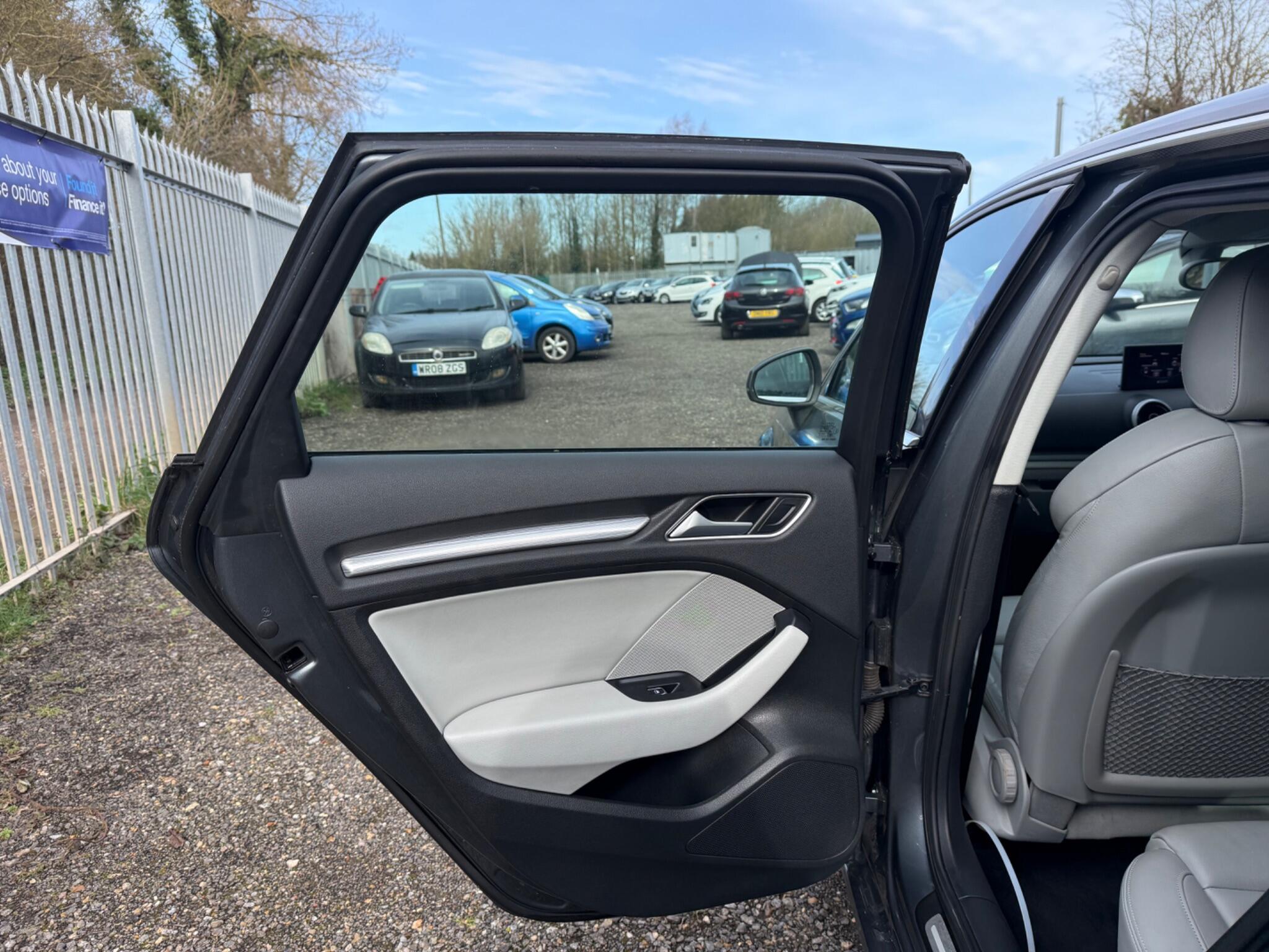 2013 Audi A3 image 27