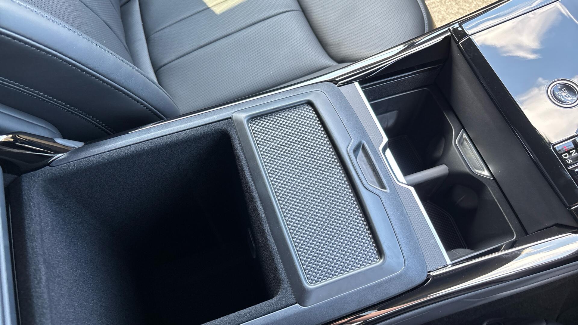 Land Rover Range Rover Sport view 36
