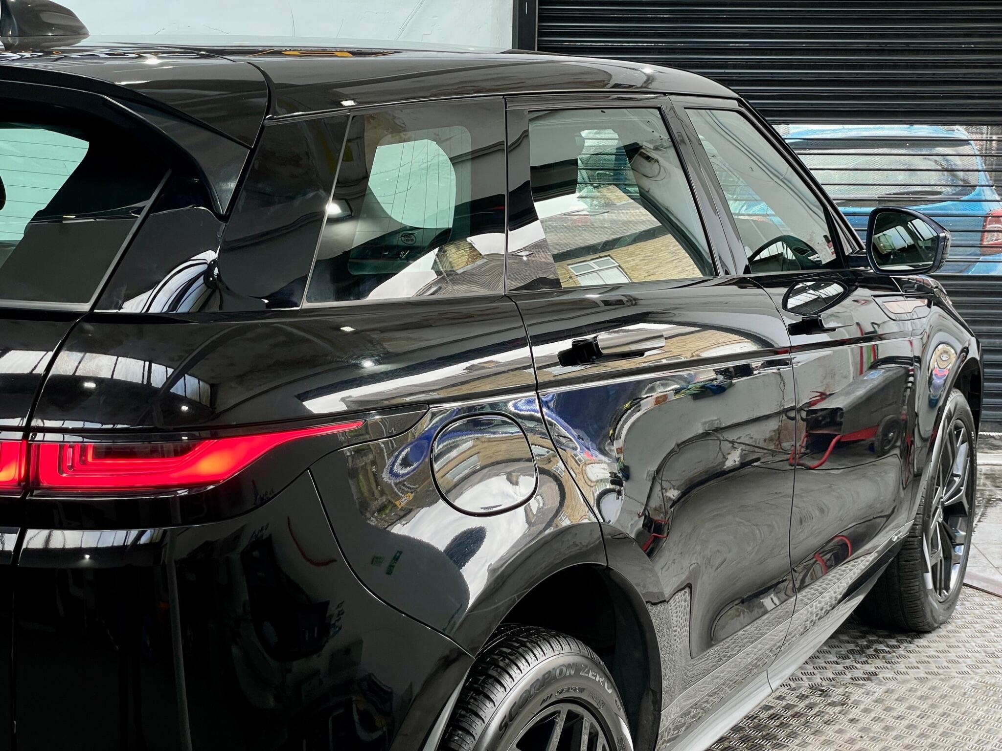 Land Rover Range Rover Evoque view 14