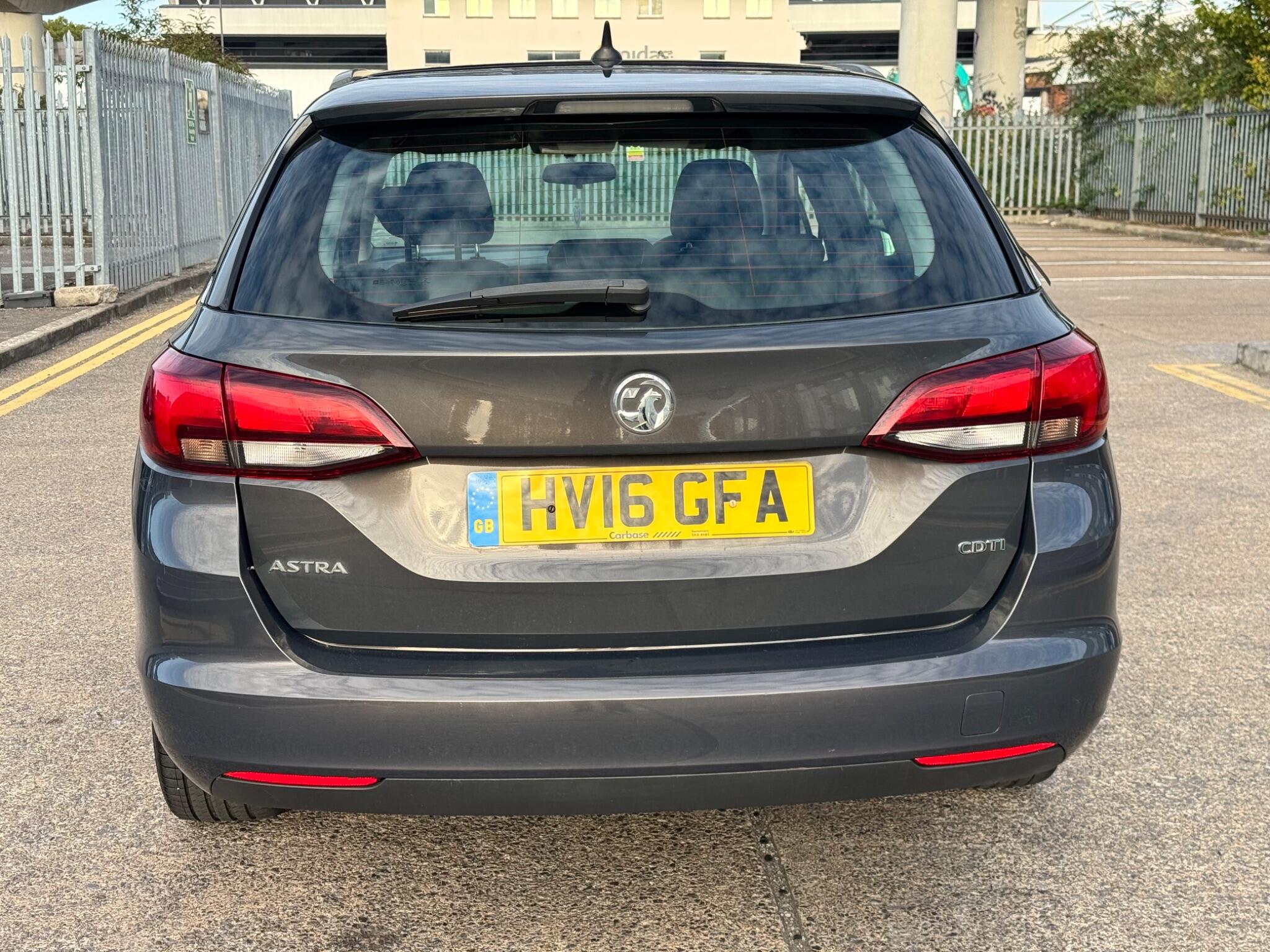 Vauxhall Astra view 12