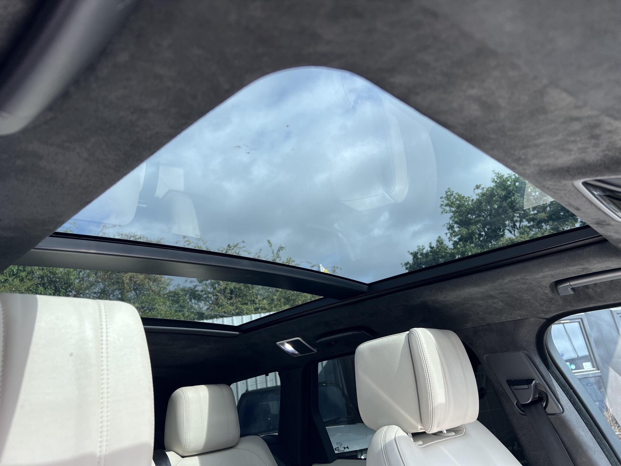 Land Rover Range Rover Sport view 29