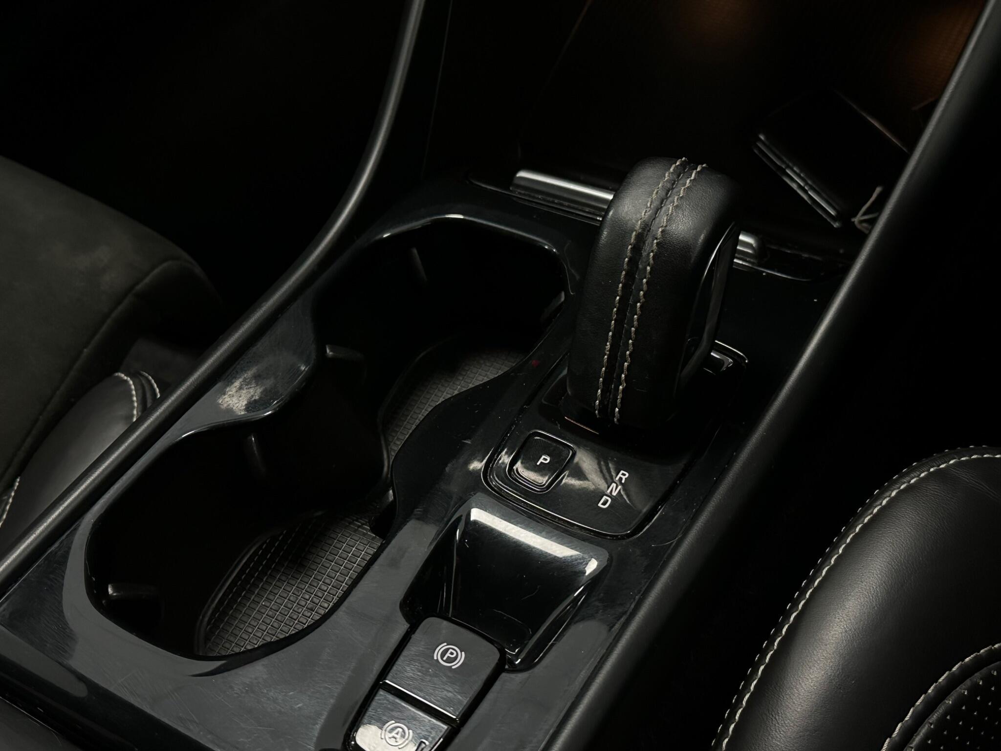 Volvo XC40 view 23
