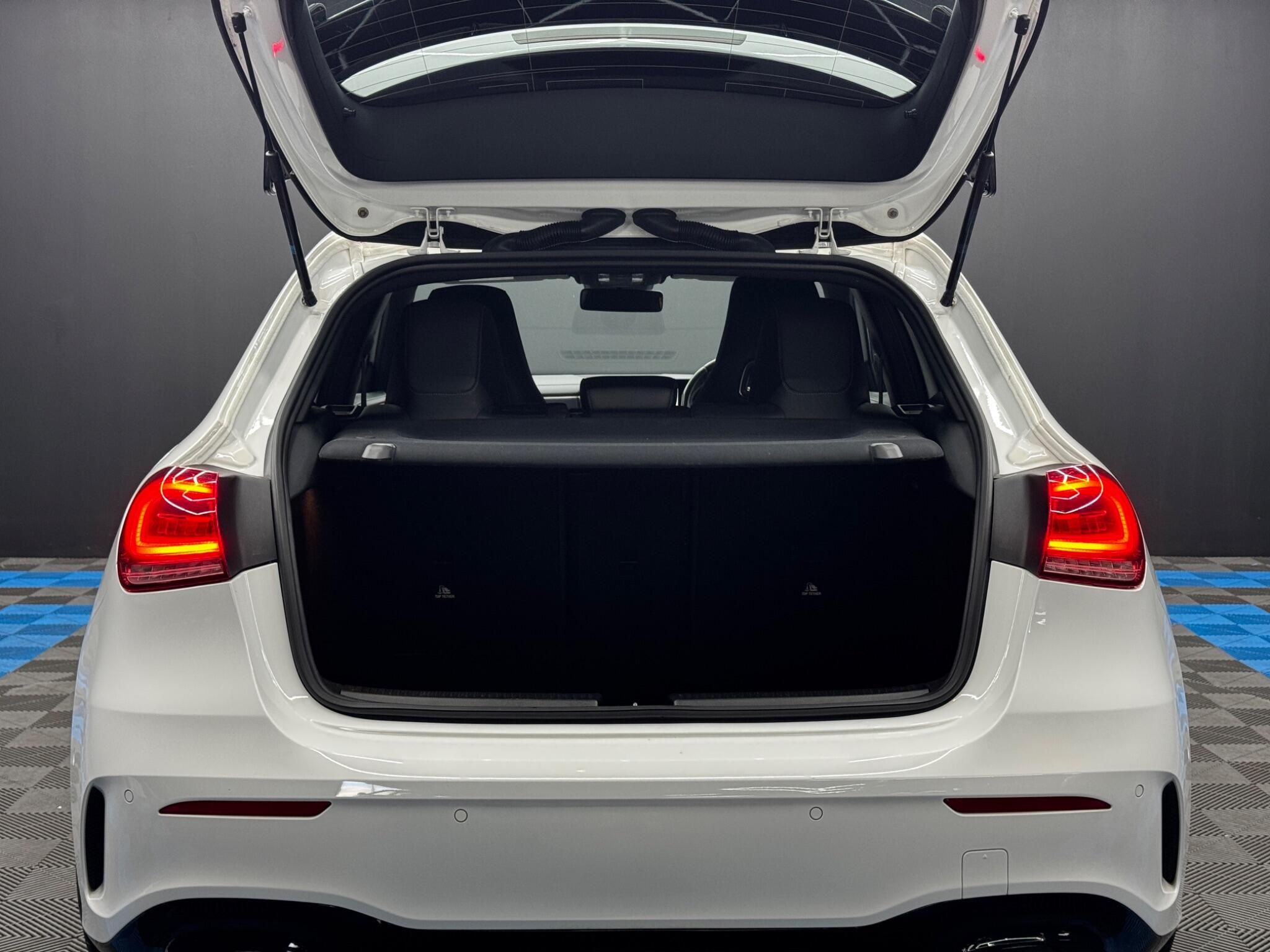 Mercedes-Benz A-Class view 40