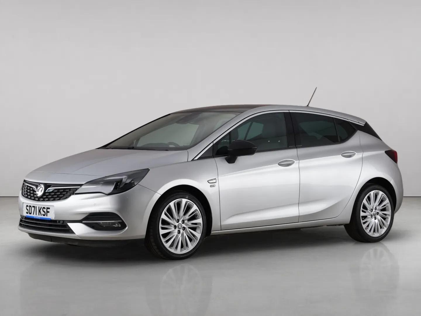 Vauxhall Astra view 2