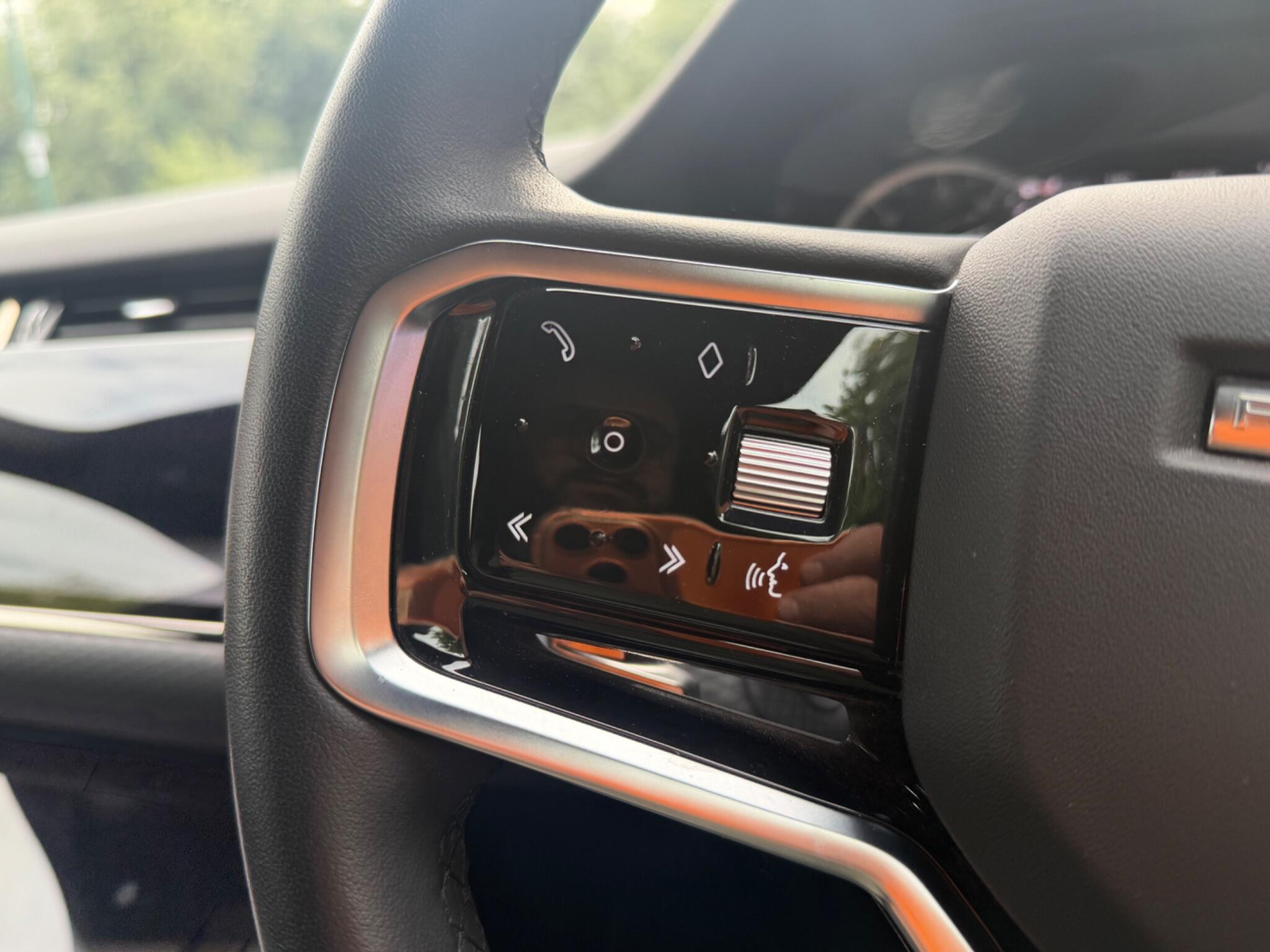 Land Rover Range Rover Evoque view 47