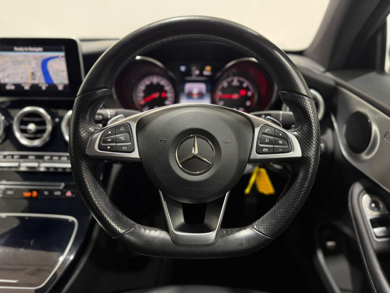 Mercedes-Benz C-Class view 18