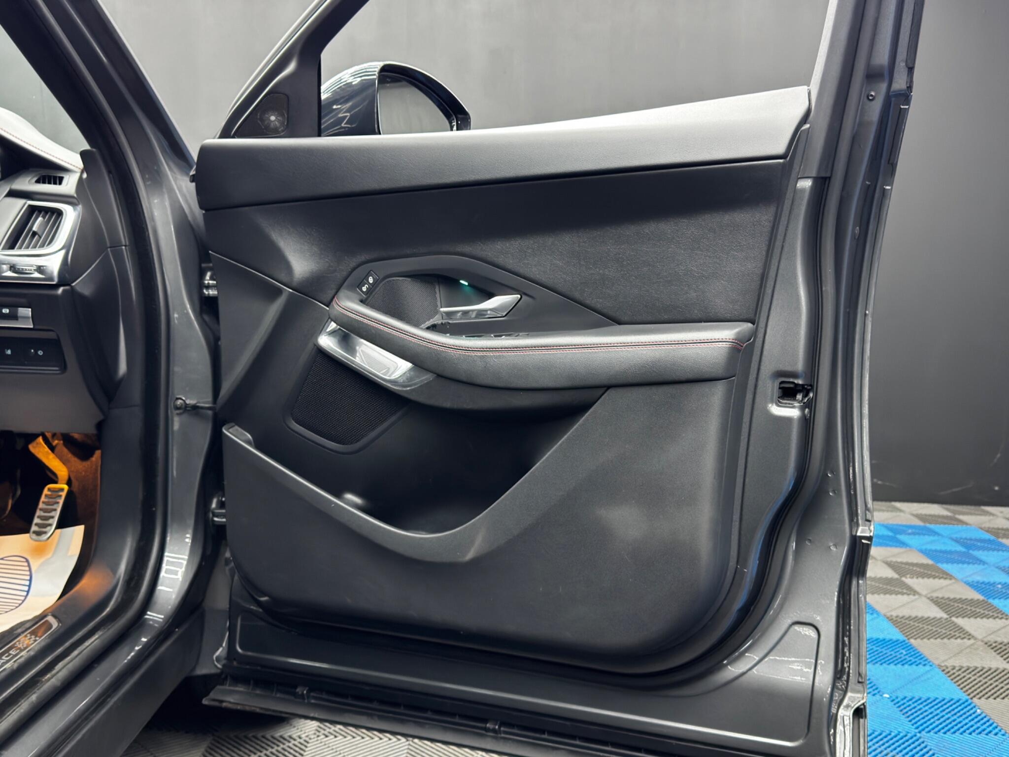 Jaguar E-Pace view 41