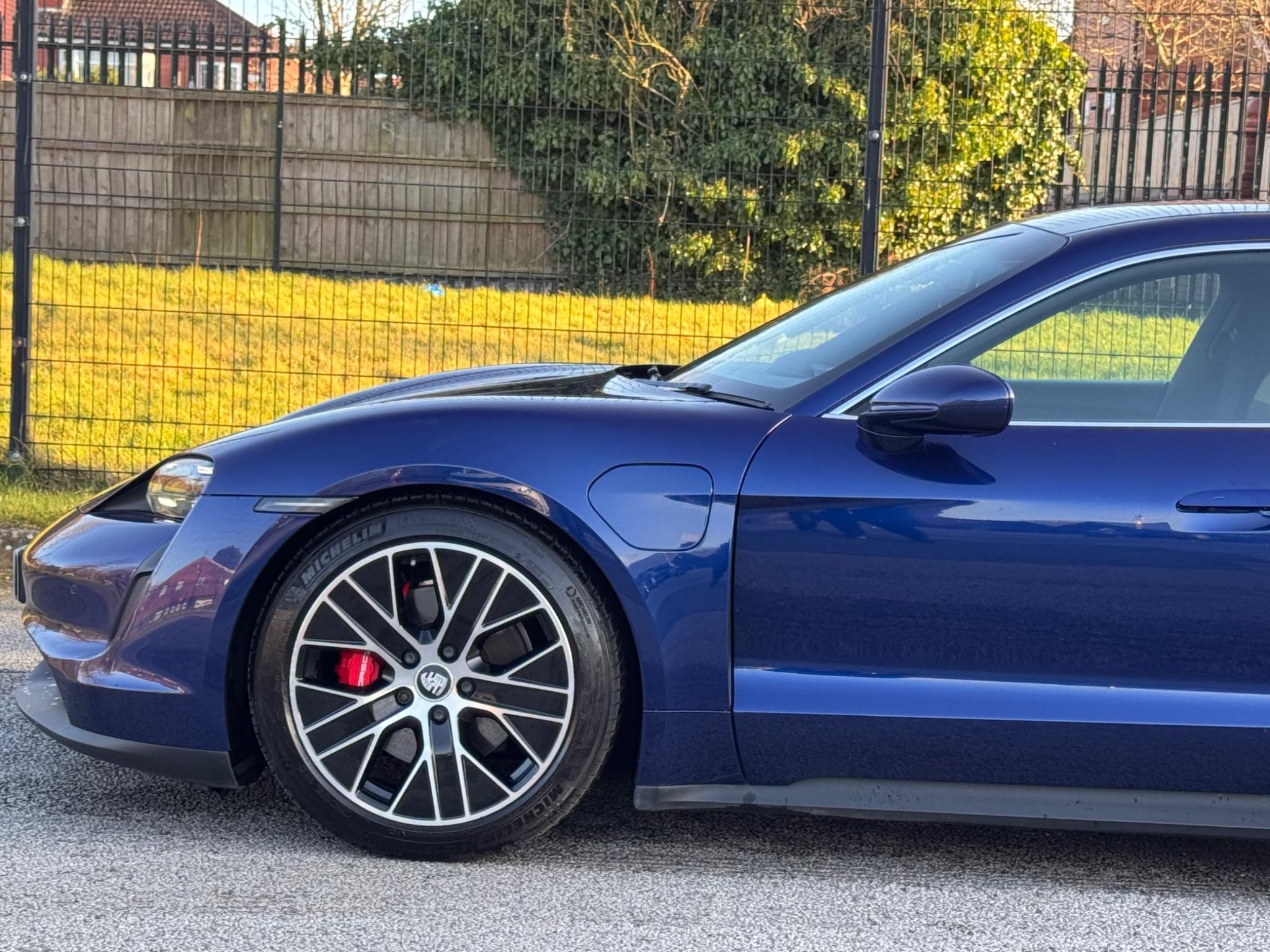 Porsche Taycan view 41