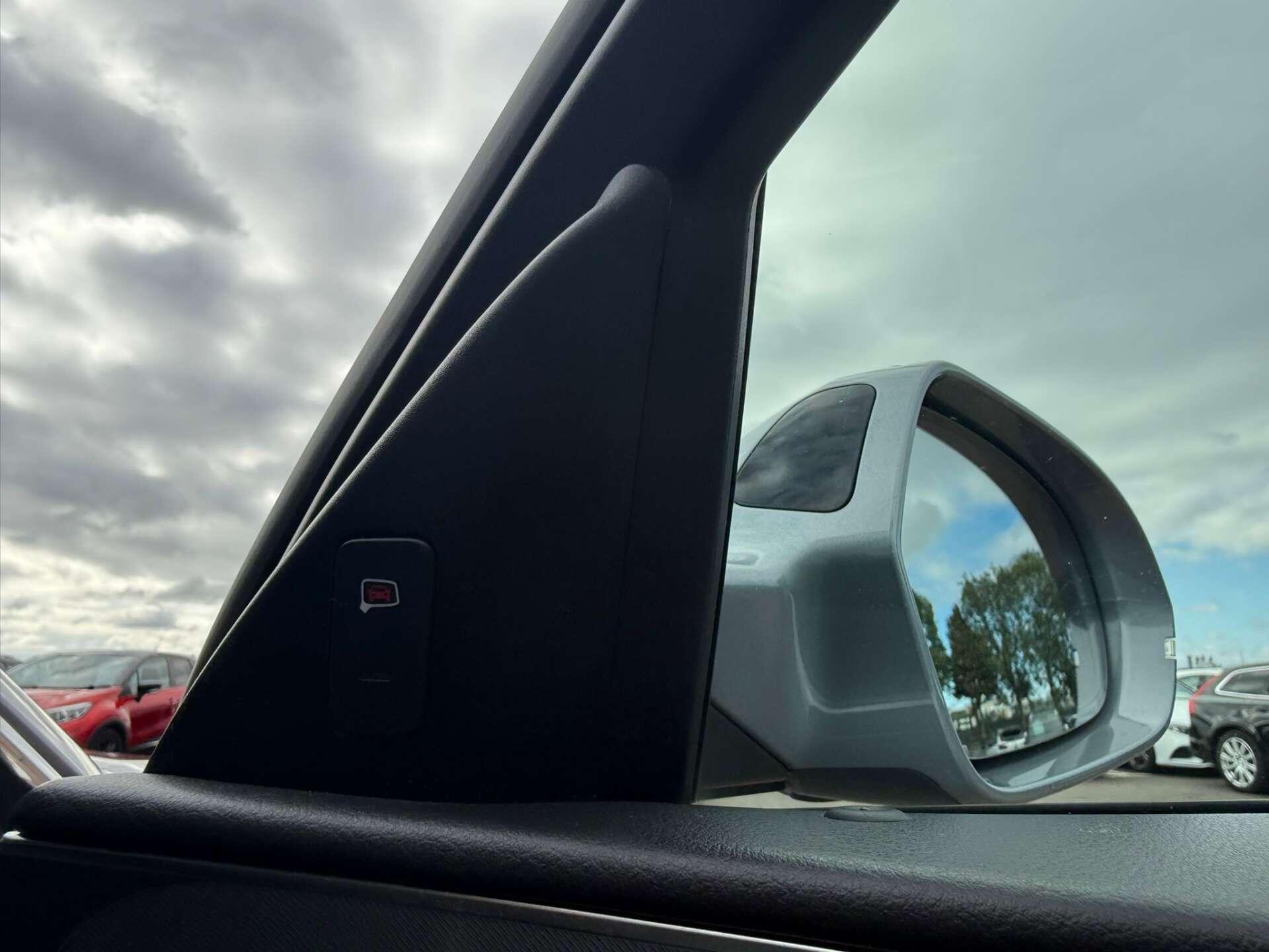 Audi A6 view 36