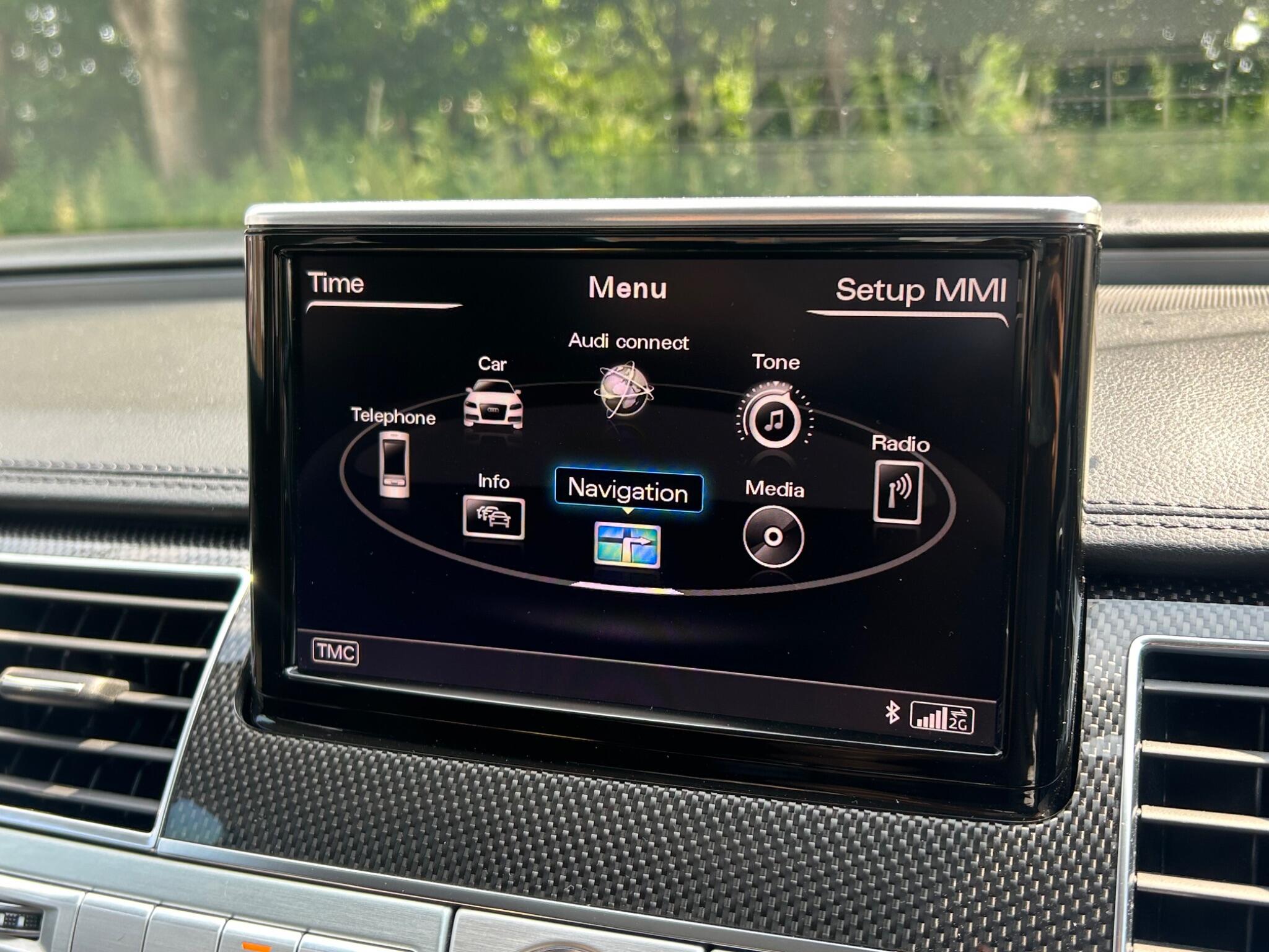 Audi S8 view 54