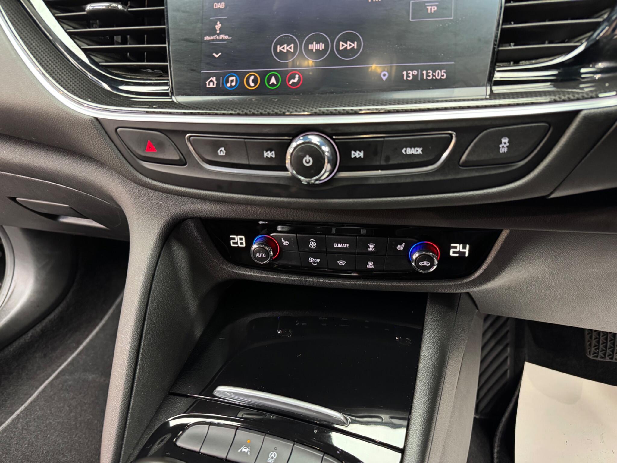 Vauxhall Insignia view 29