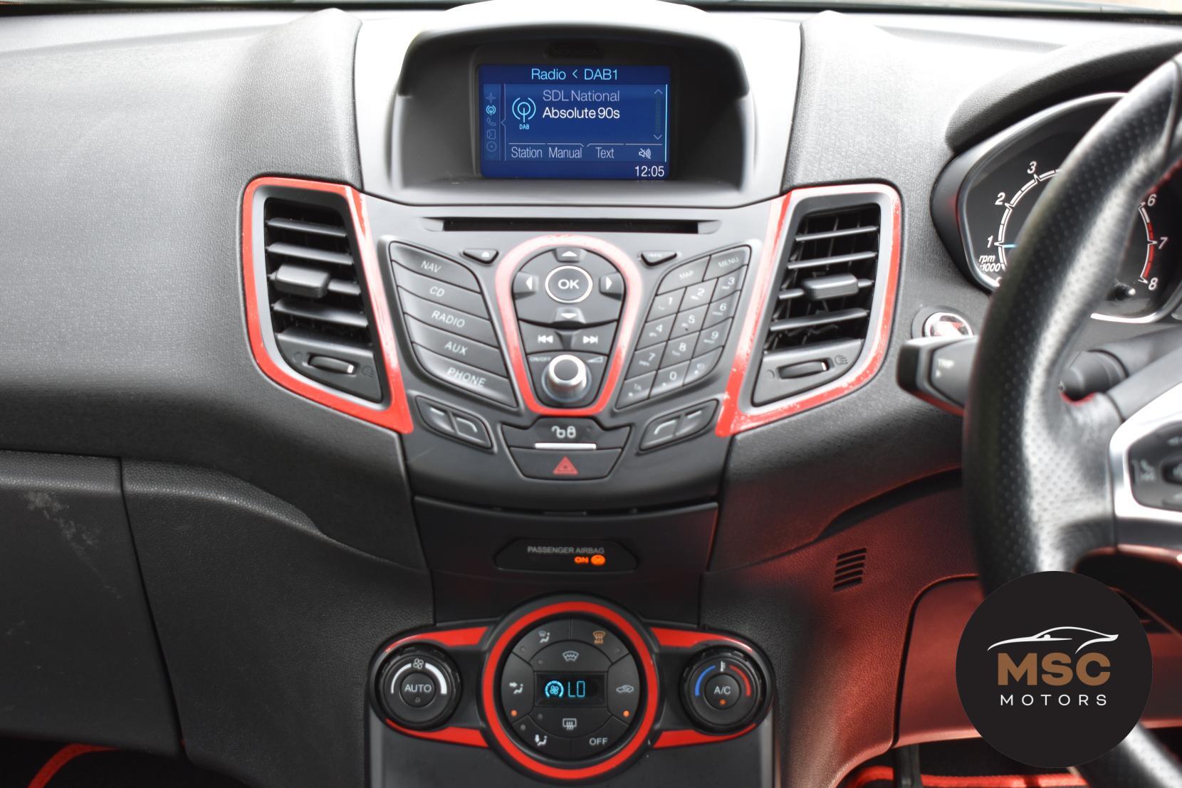 Ford Fiesta view 40