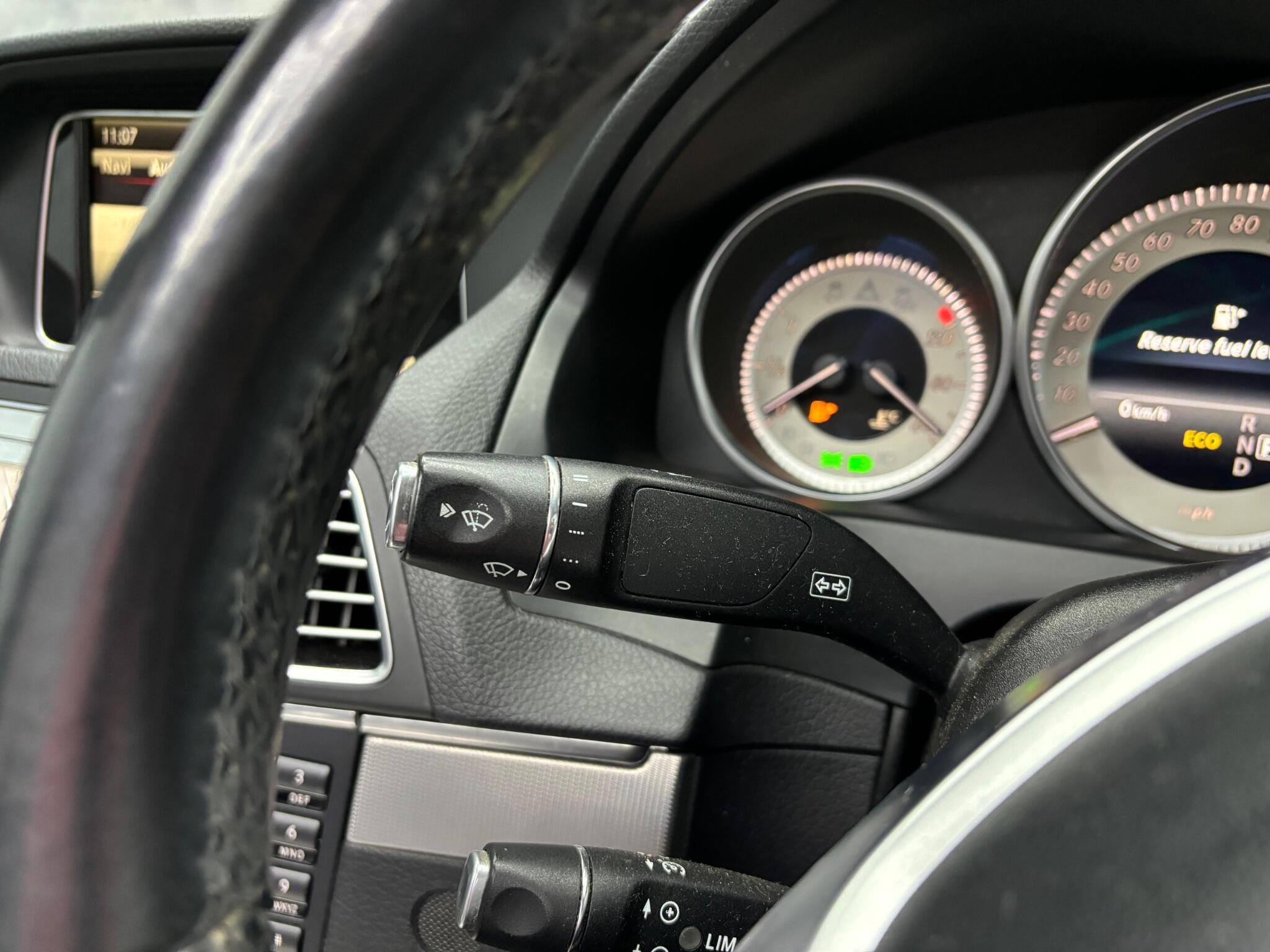 Mercedes-Benz E Class view 27