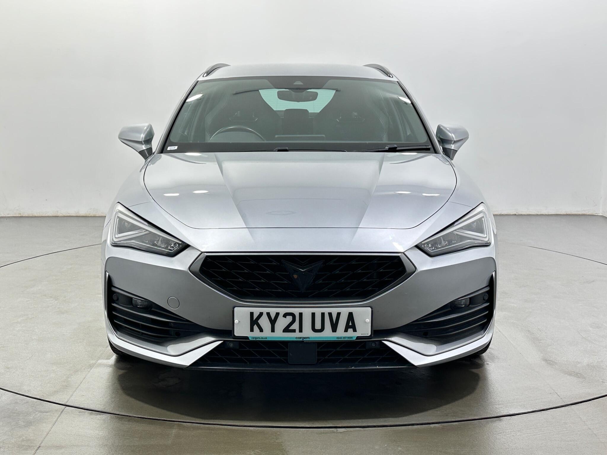Cupra Leon view 3