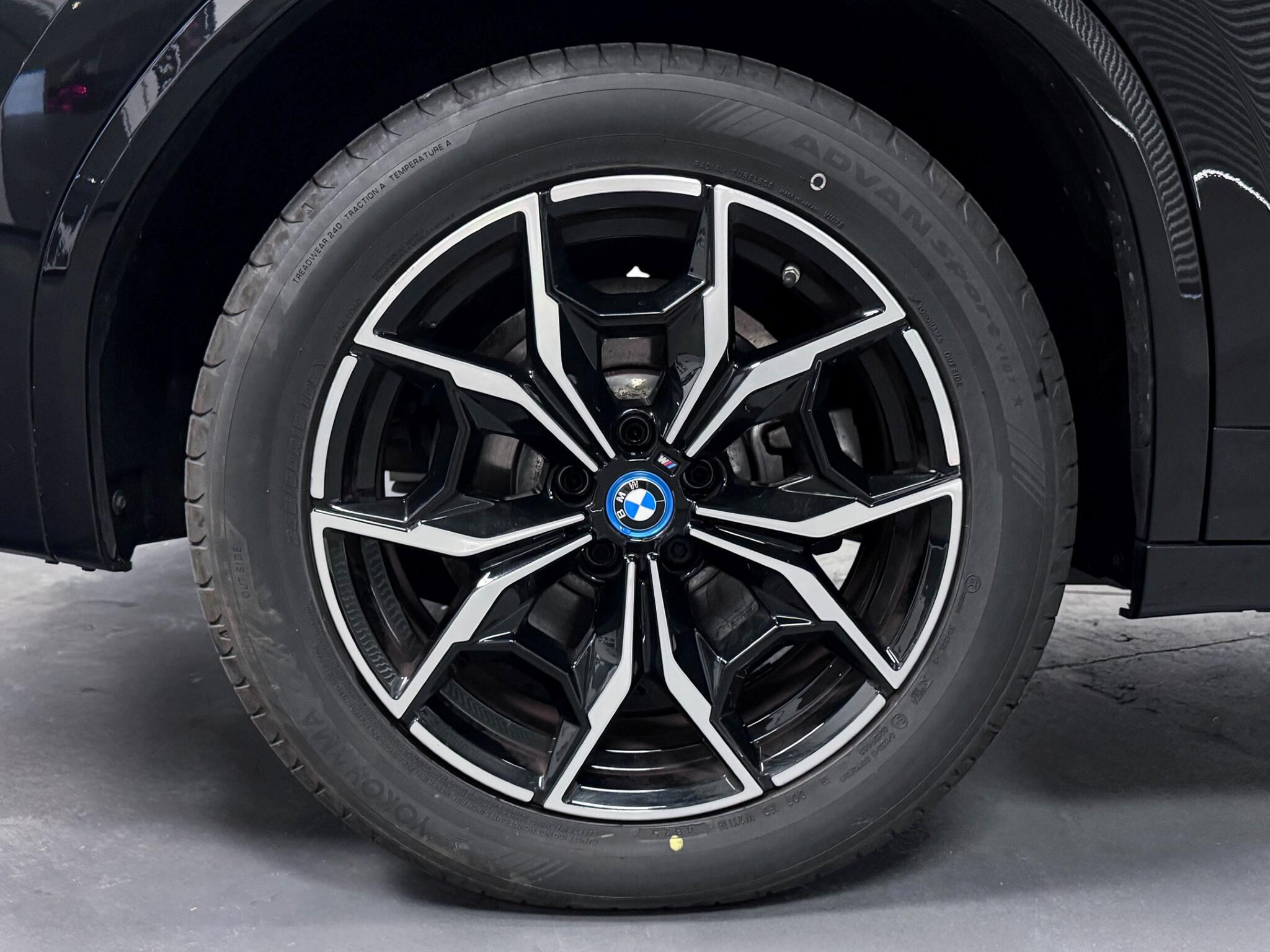 BMW X3 view 57