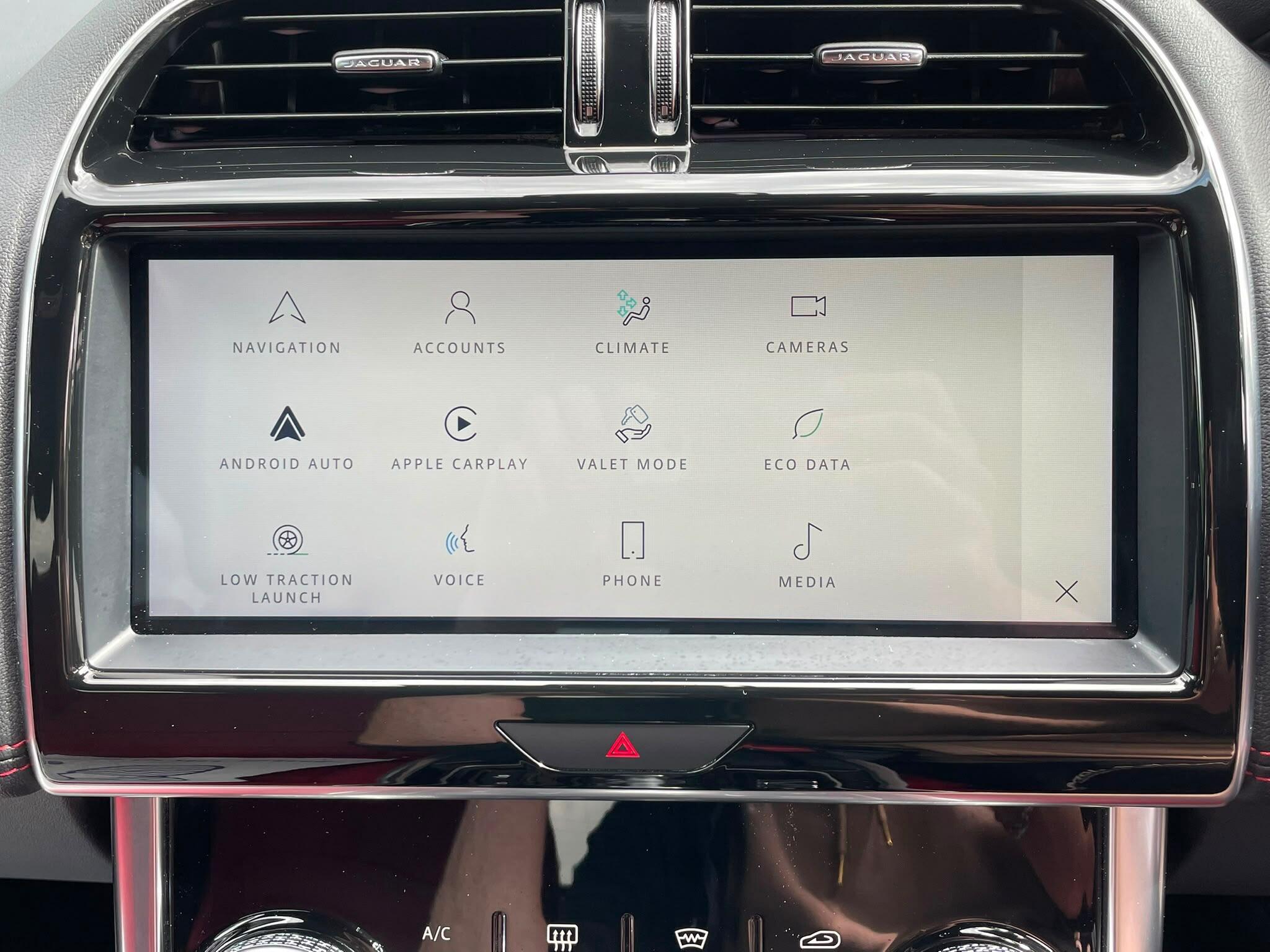 Jaguar XE view 33