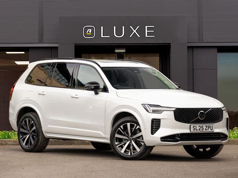 Volvo XC90 view 14