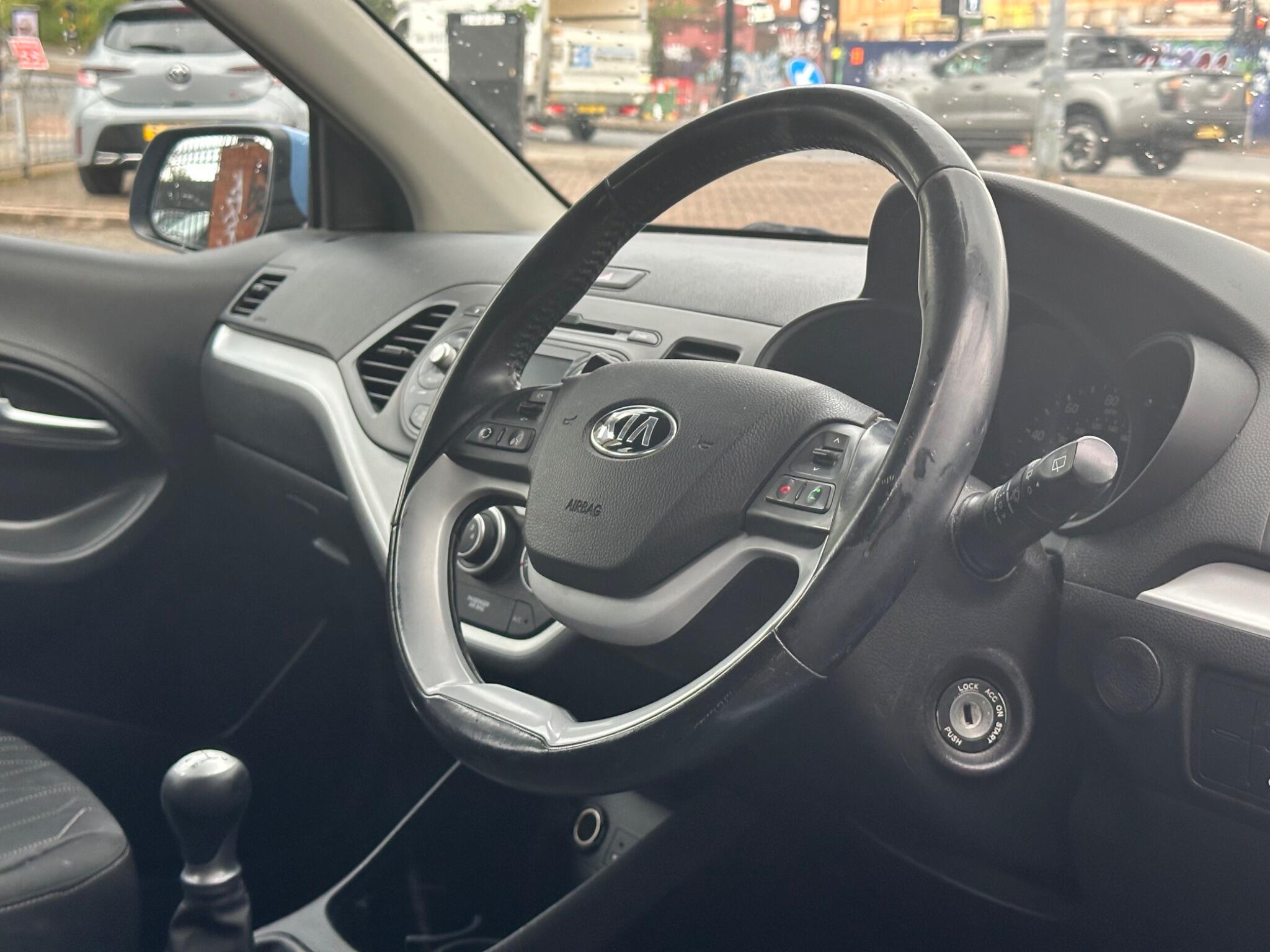 Kia Picanto view 21