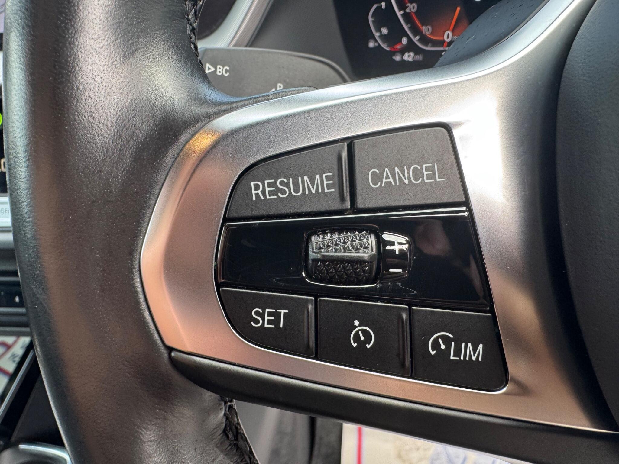 BMW 2 Series view 26