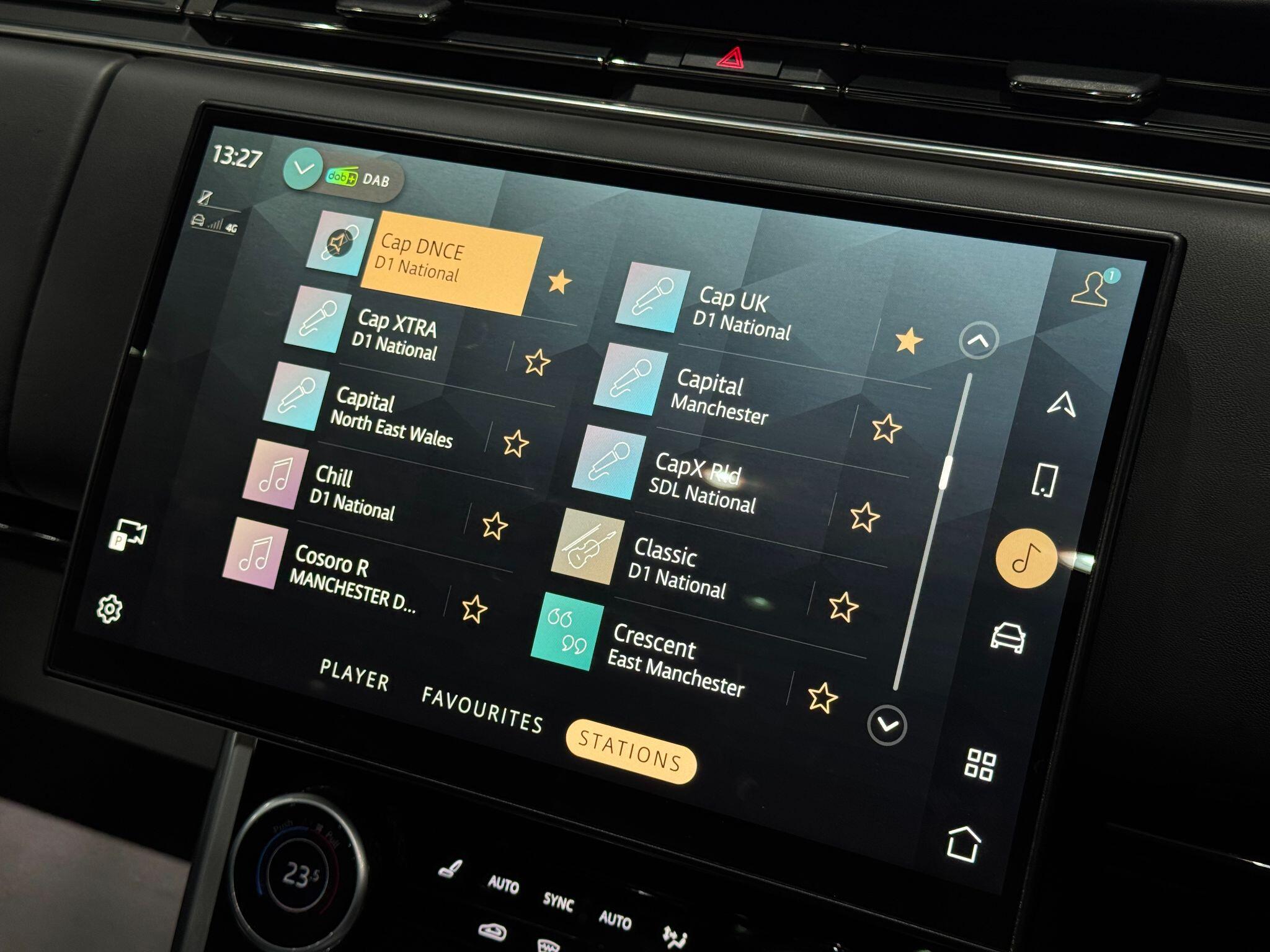Land Rover Range Rover view 47