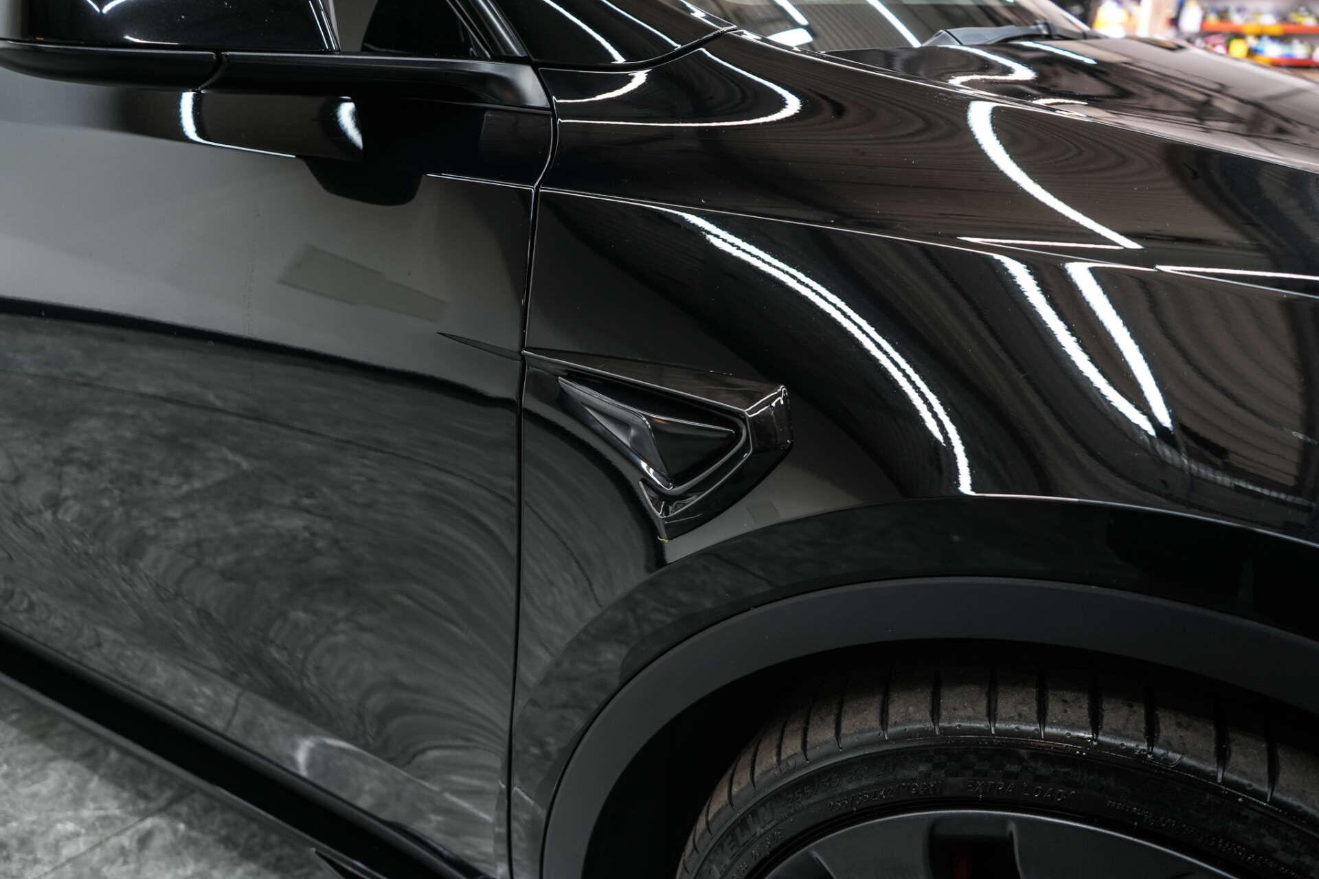 Tesla Model Y view 9