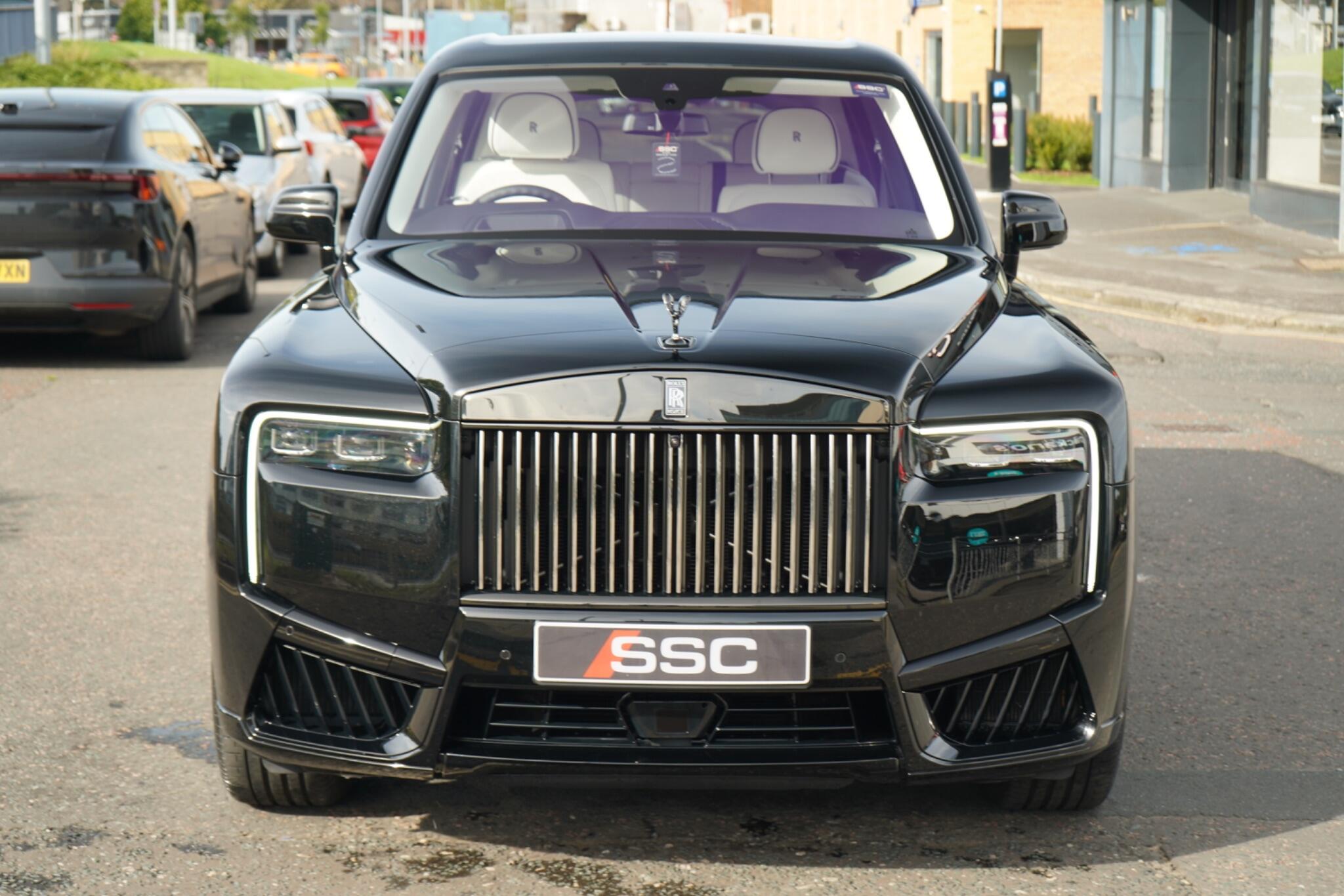 Rolls-Royce Cullinan view 6