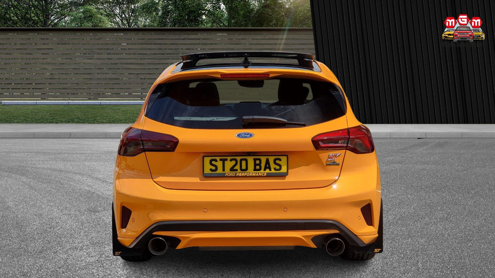 Ford Focus view 8