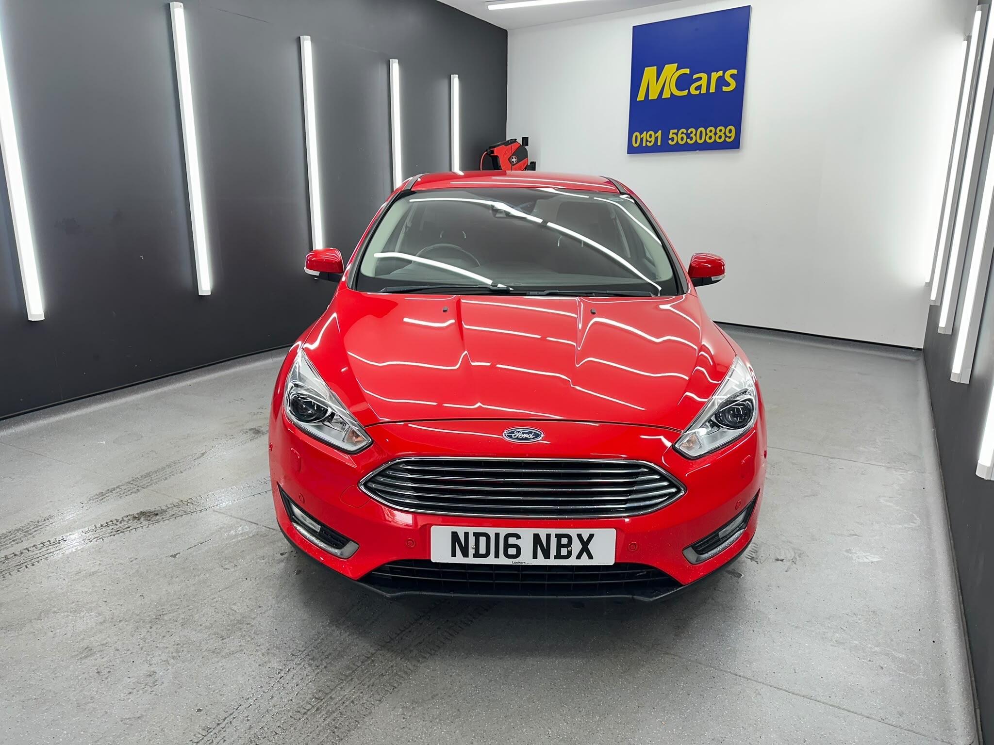 Ford Focus view 10