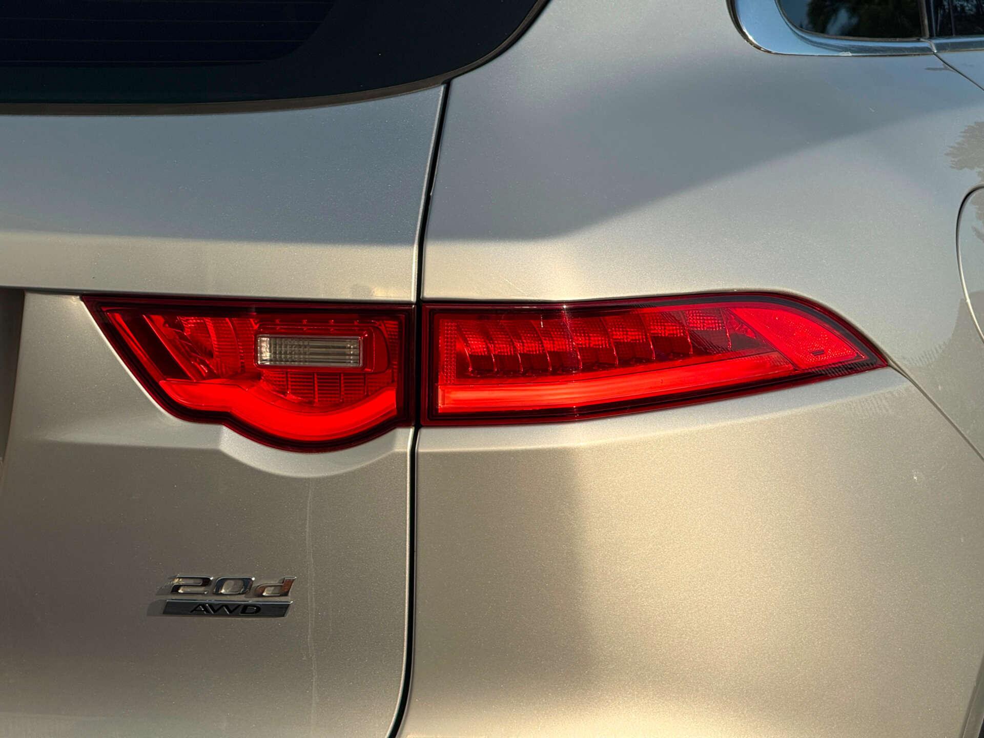 Jaguar F-Pace view 14