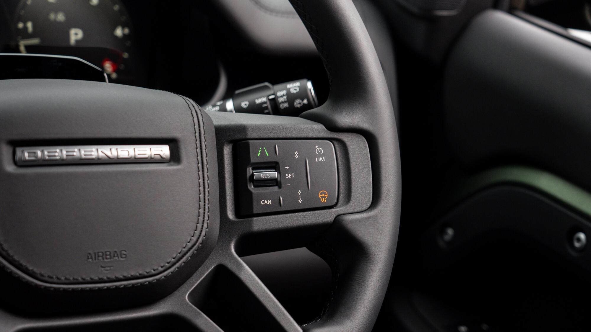 Land Rover Defender view 43