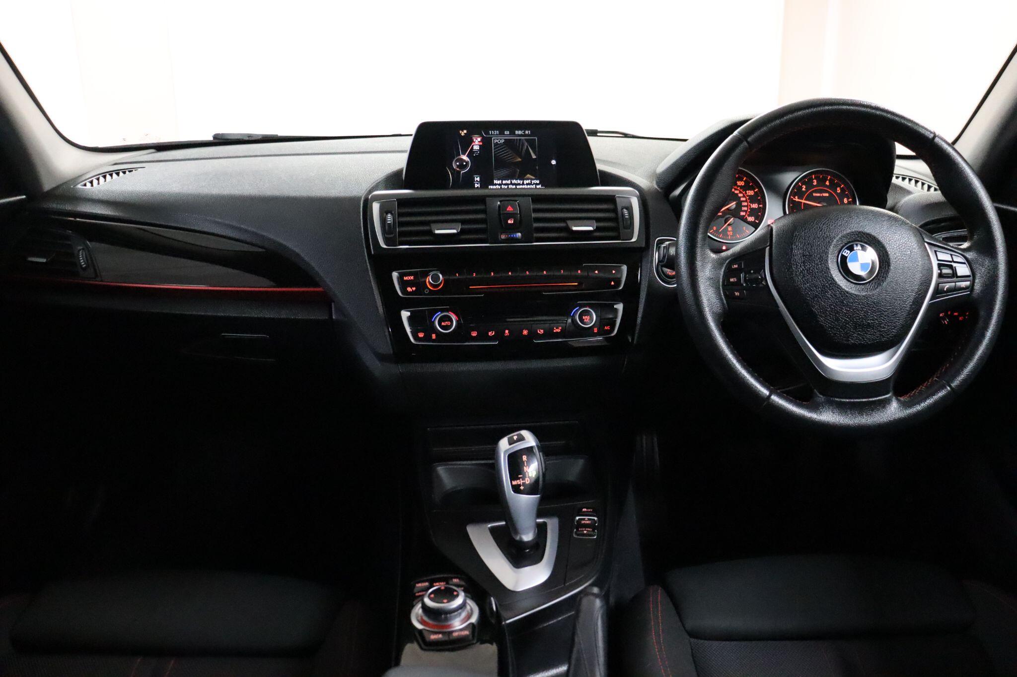 BMW 1 Series view 40