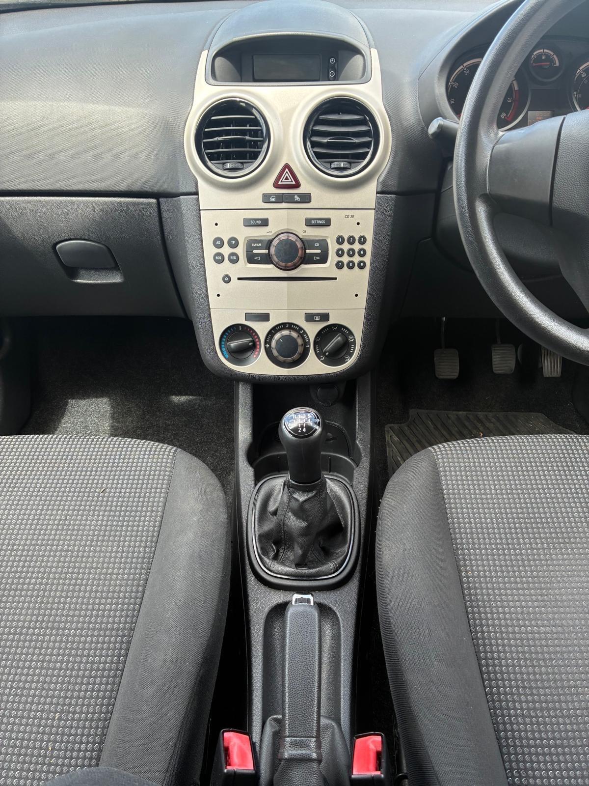 Vauxhall Corsa view 20