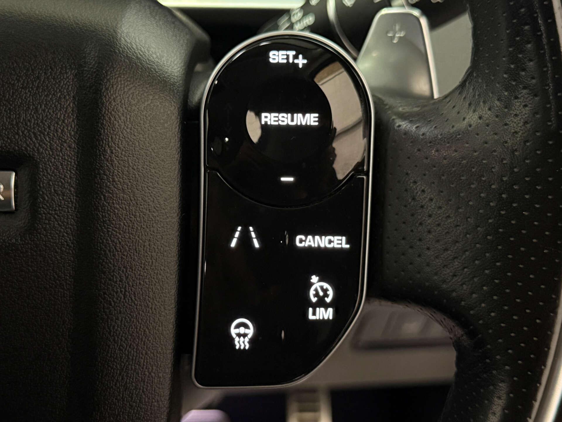 Land Rover Range Rover Sport view 24
