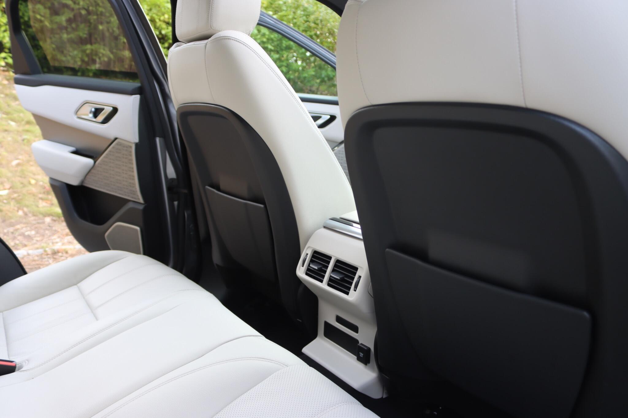 Land Rover Range Rover Velar view 52