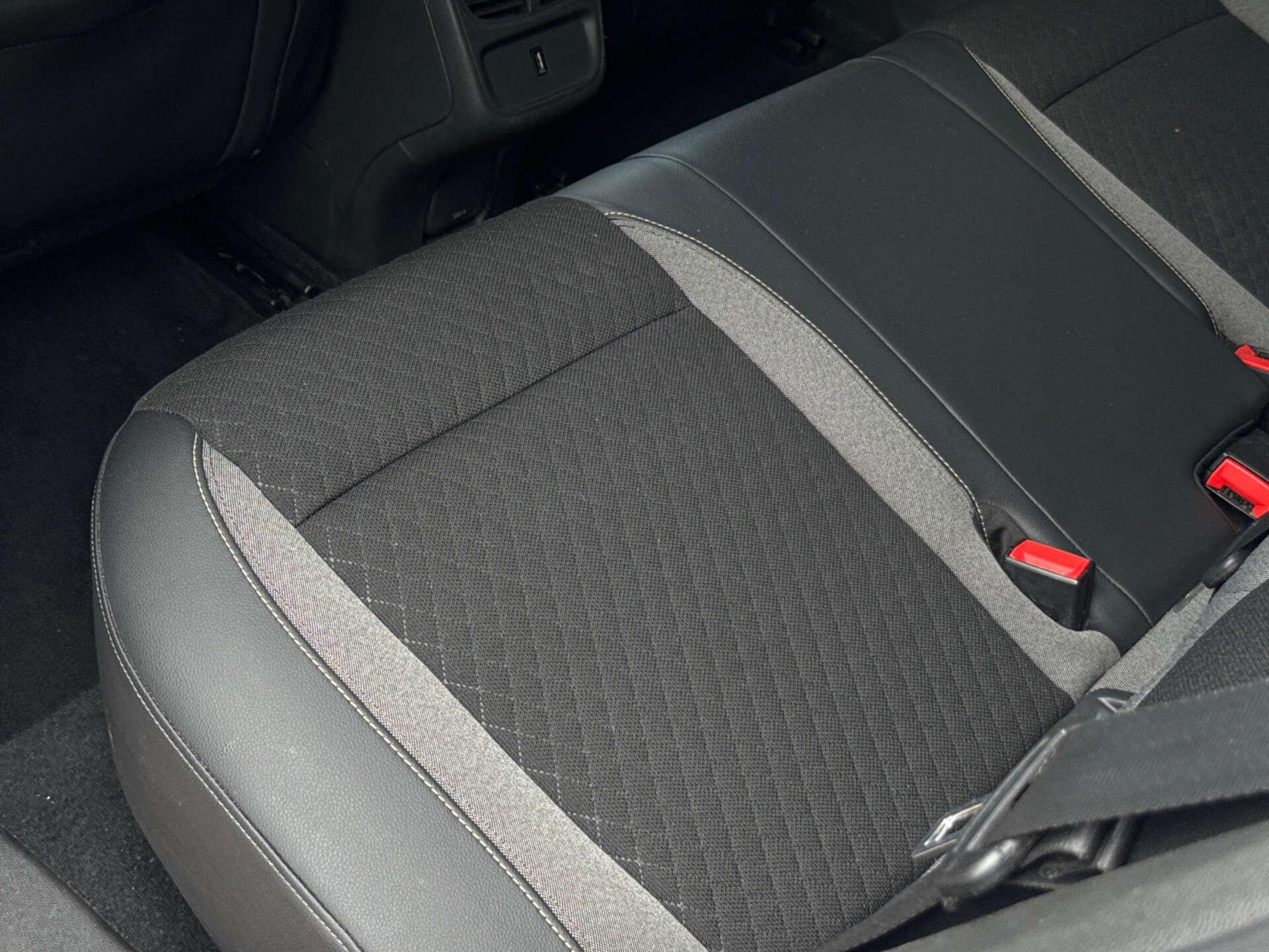 Vauxhall Grandland X view 35