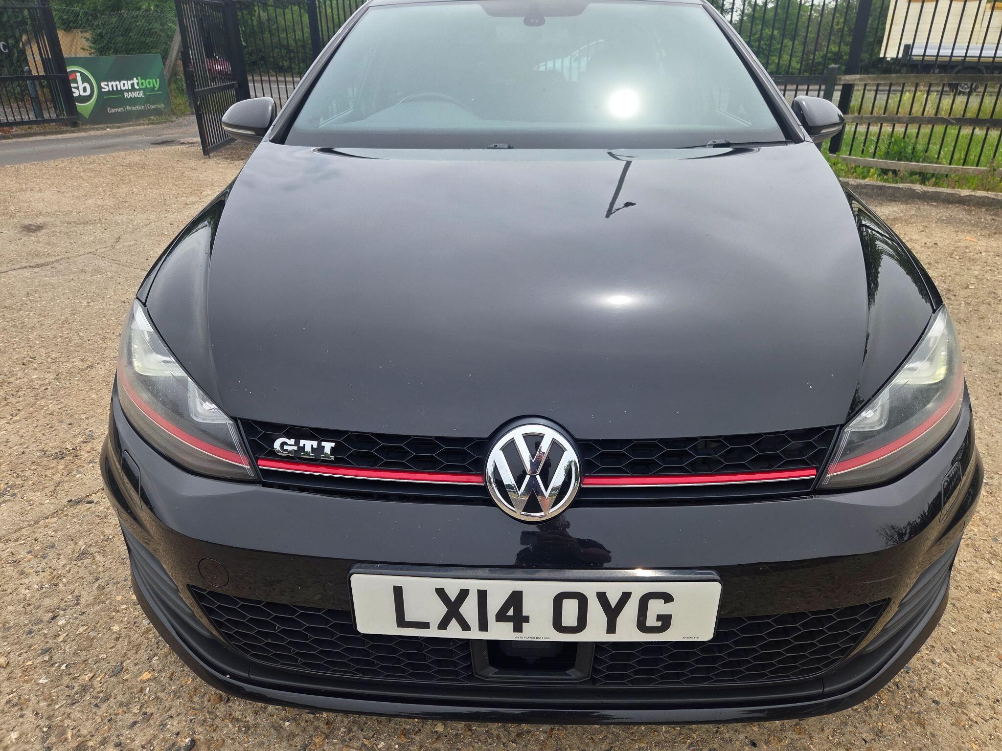 Volkswagen Golf view 3