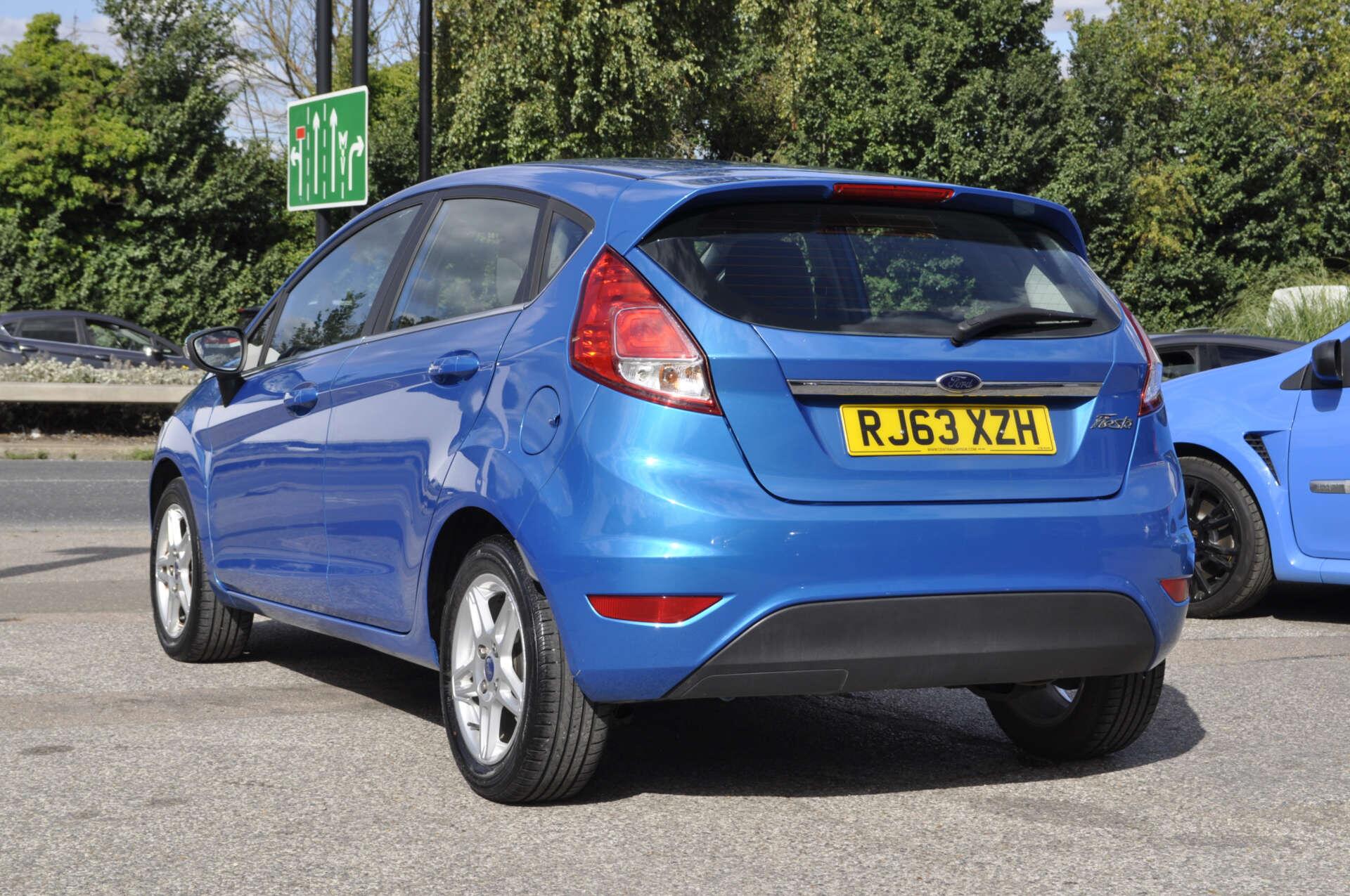 Ford Fiesta view 25