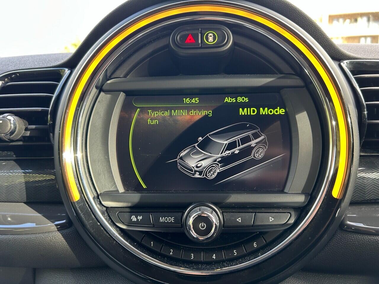Mini Clubman view 42